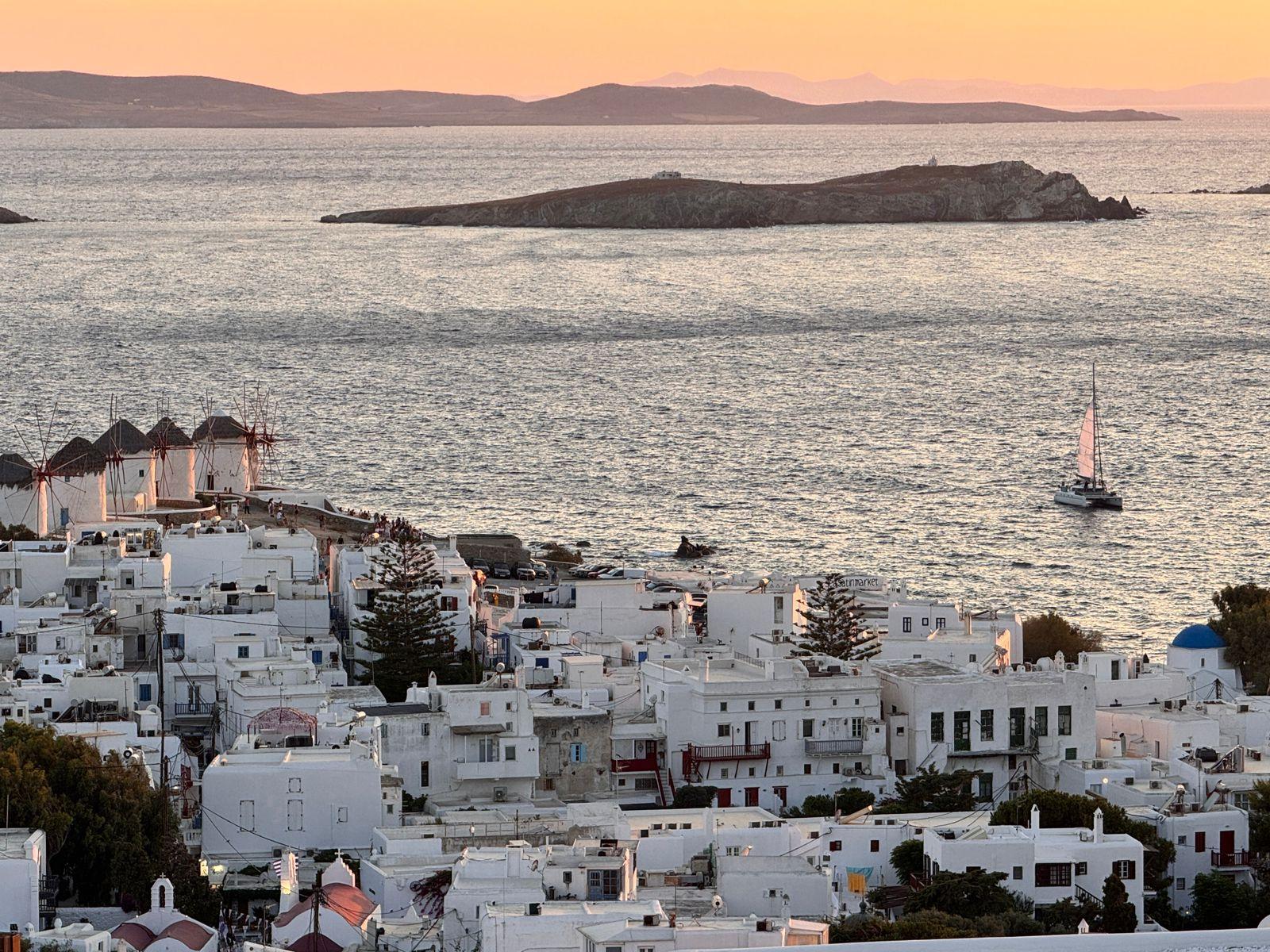Mykonos Small-Group Cooking Class with Sunset Option