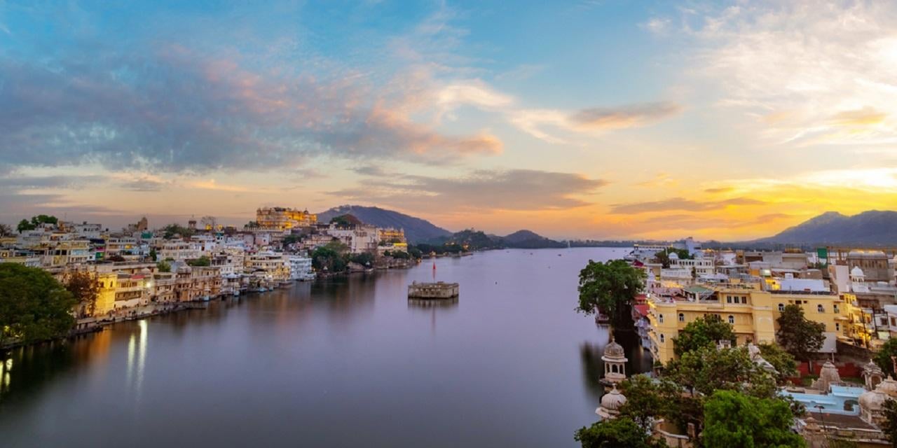 Udaipur Twilight Heritage Walking Tour
