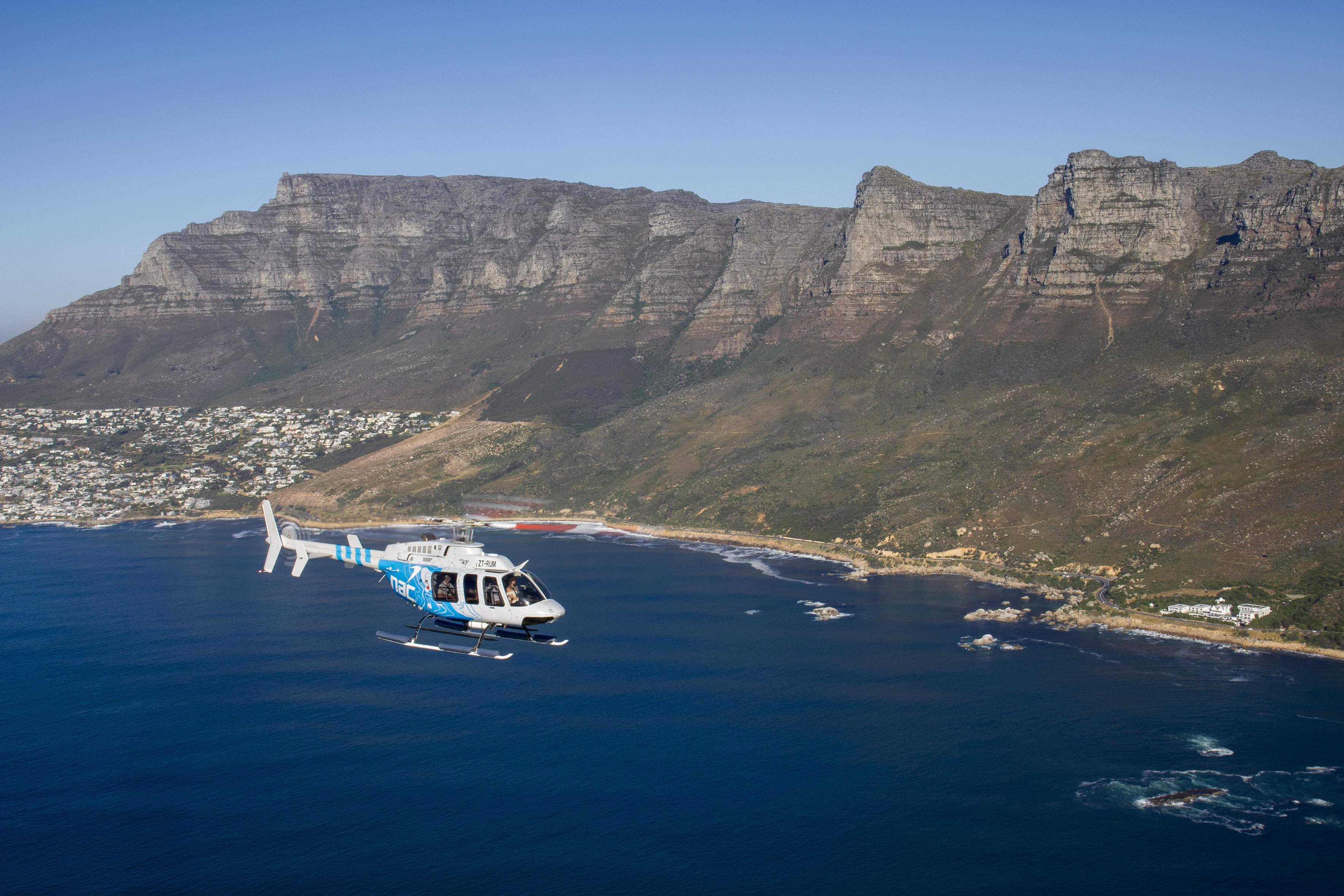 Cape Town Helicopter Flight Over the 12 Apostles with Champagne