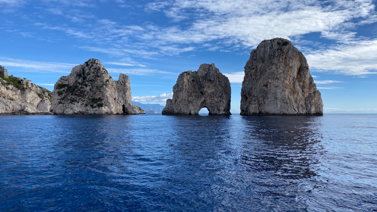 Capri Island Group Cruise from Positano with Blue Grotto