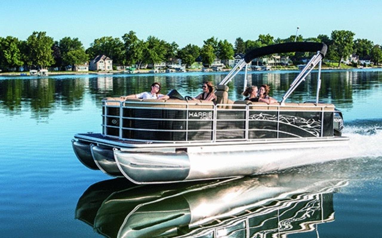 Private Pontoon Boat Tour on Okanagan Lake