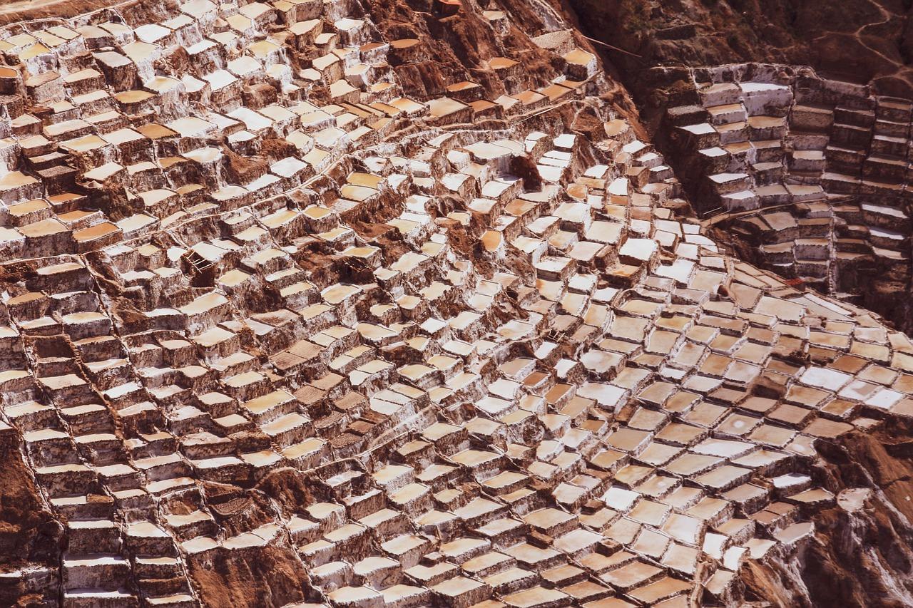 Sacred Valley Full-Day Tour: Inca Ruins, Salt Mines & Local Markets