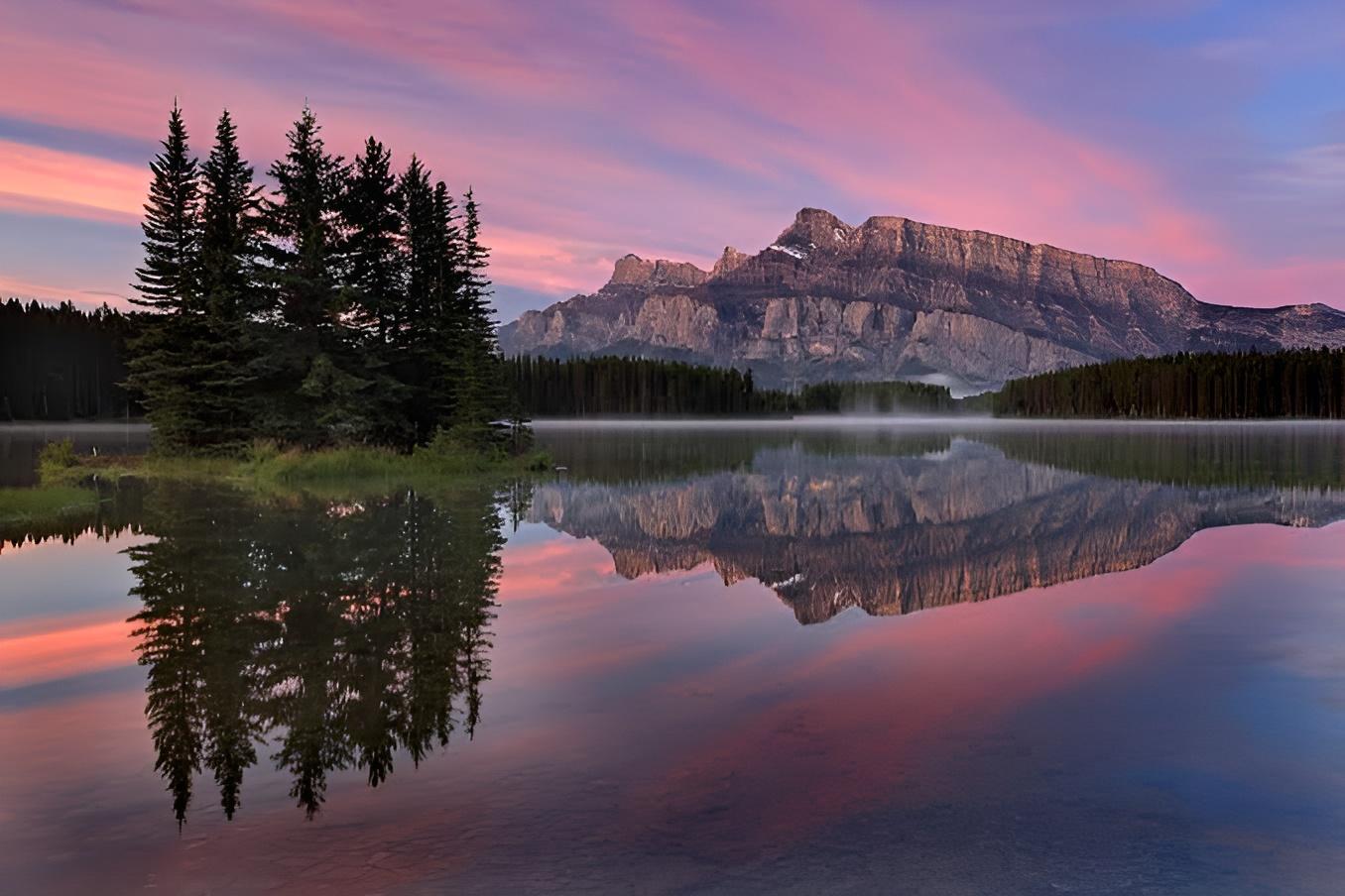 Banff: Evening Scenic Sunset Tour with Wildlife Spotting