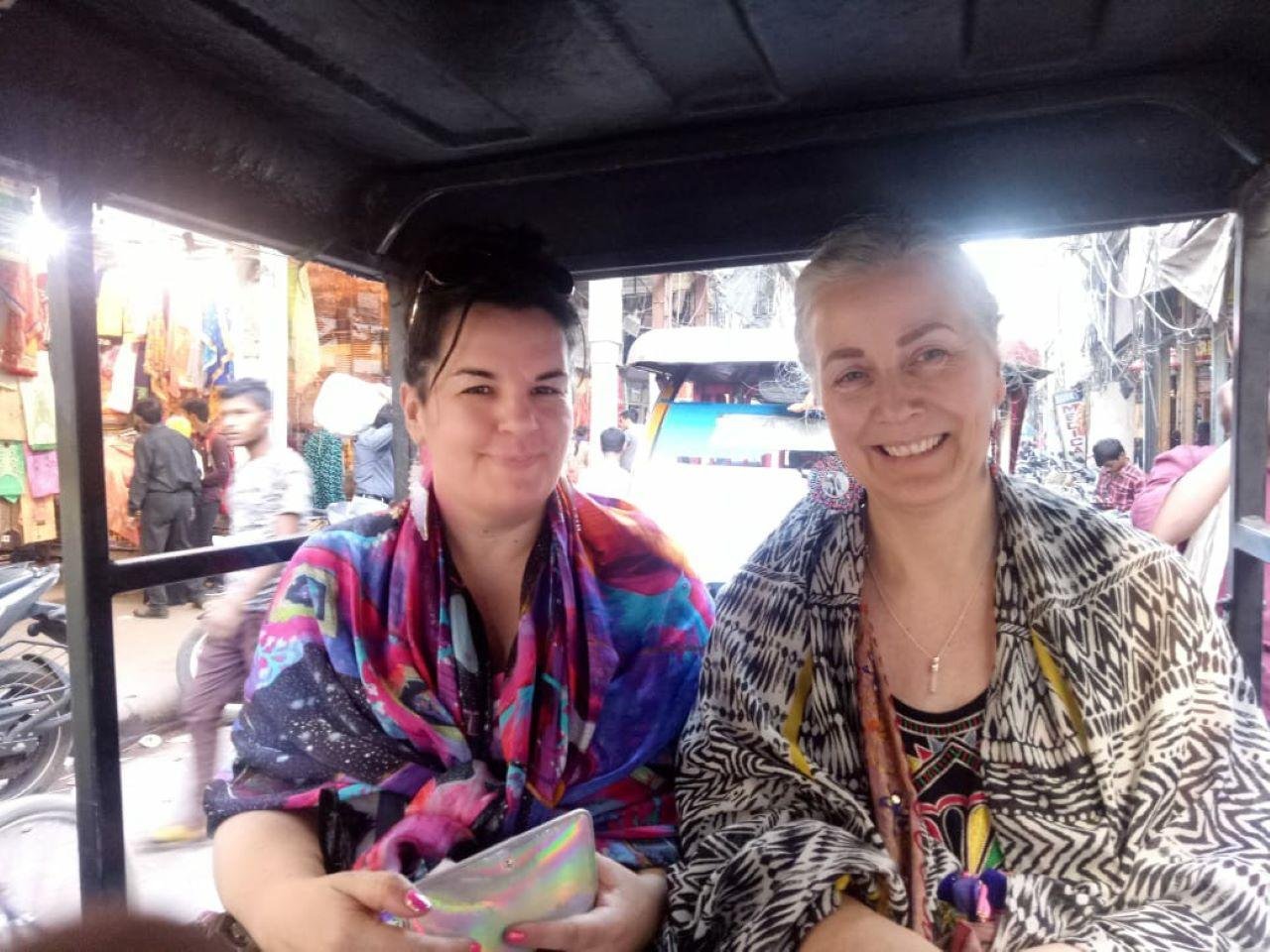 Delhi Insider’s Shopping & Heritage Day Tour