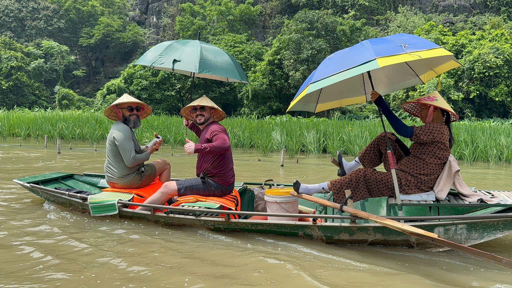 Ninh Binh Full-Day Tour: Hoa Lu, Tam Coc & Mua Cave from Hanoi