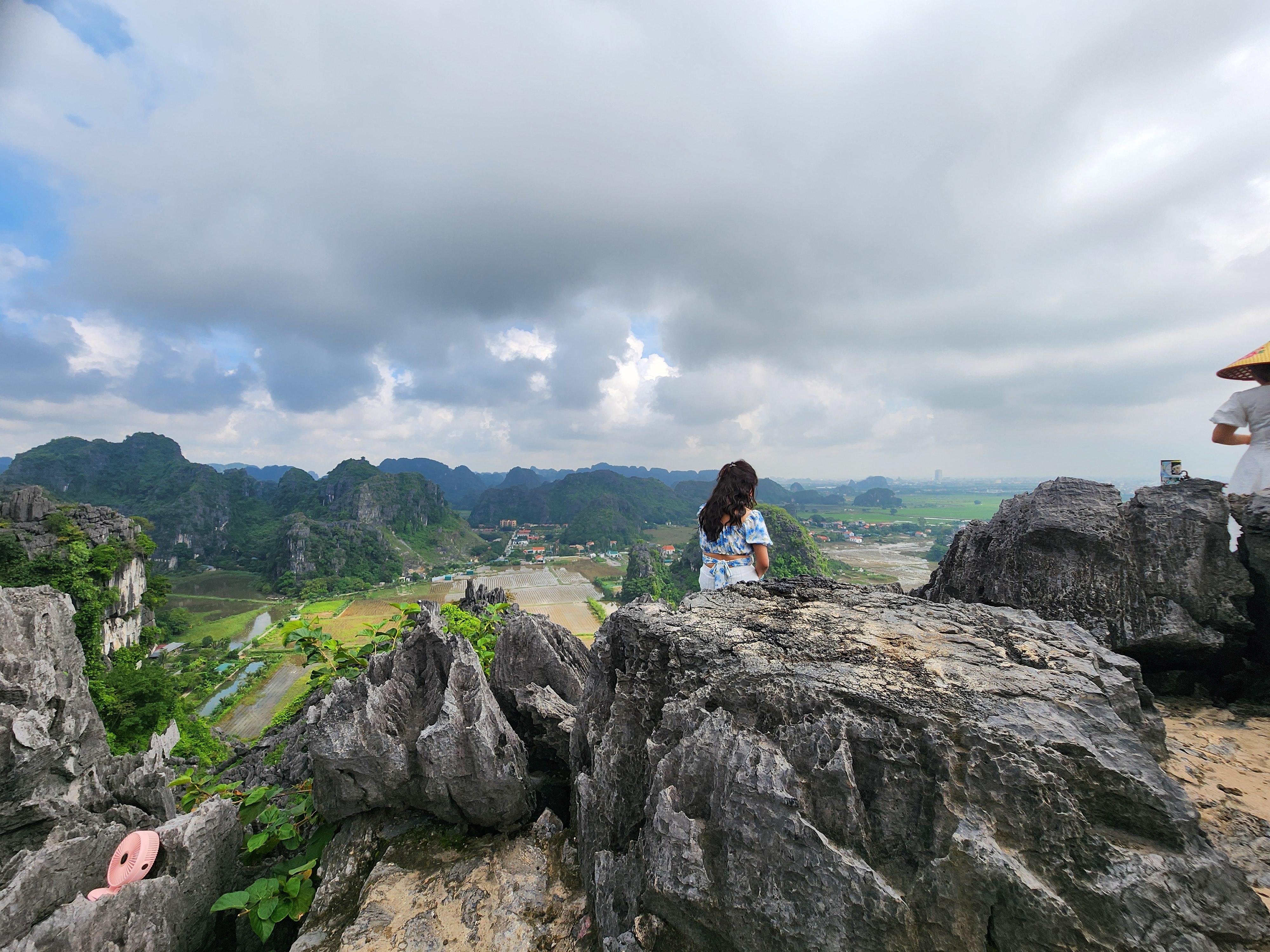 2-Day Ninh Binh & Ha Long Bay Adventure from Hanoi