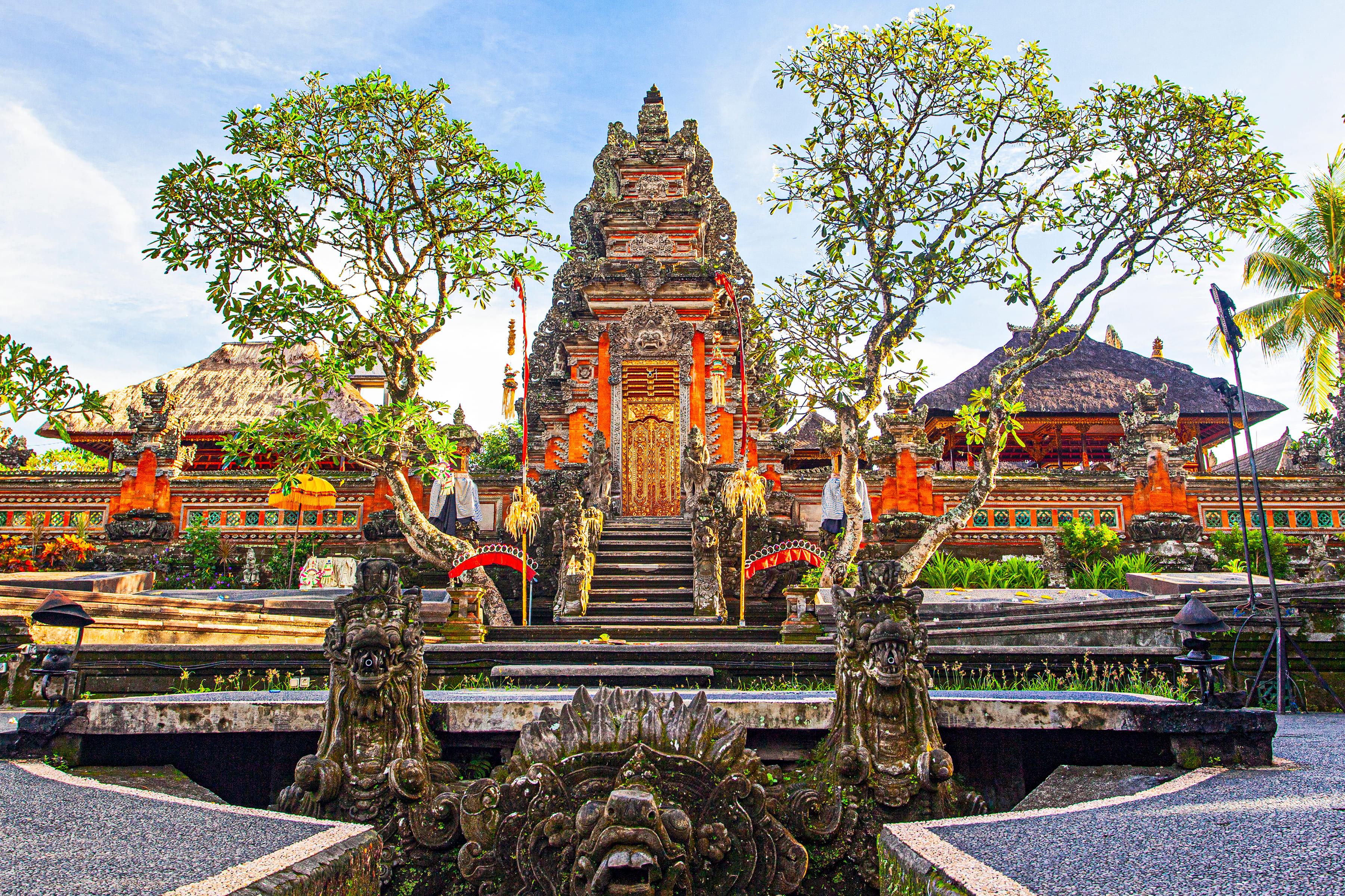 Ubud Highlights & Kanto Lampo Waterfall Expedition