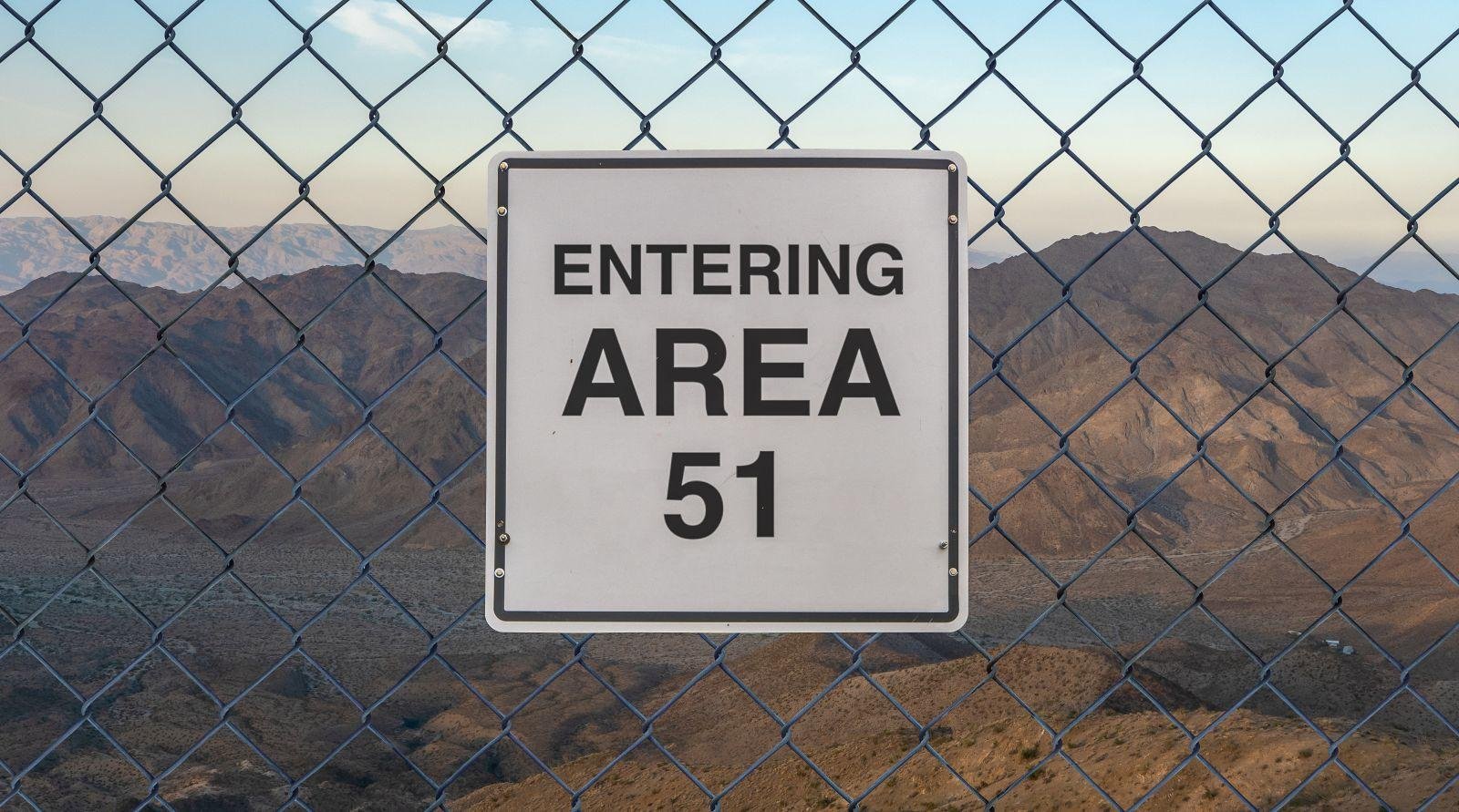Area 51 & Extraterrestrial Highway Private Day Tour