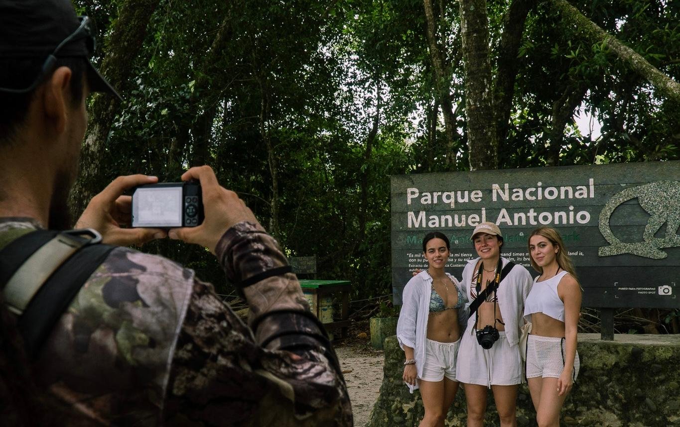Manuel Antonio National Park: Naturalist-Led Wildlife Walking Tour