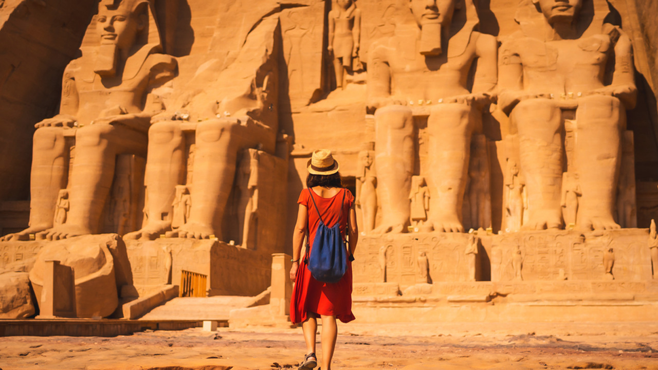 Aswan: Abu Simbel & Nefertari Temple Express Air Tour