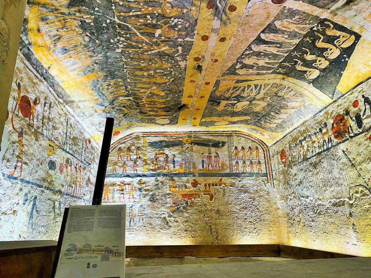 Hurghada to Luxor: Valley of the Kings & Tutankhamun's Tomb Day Tour