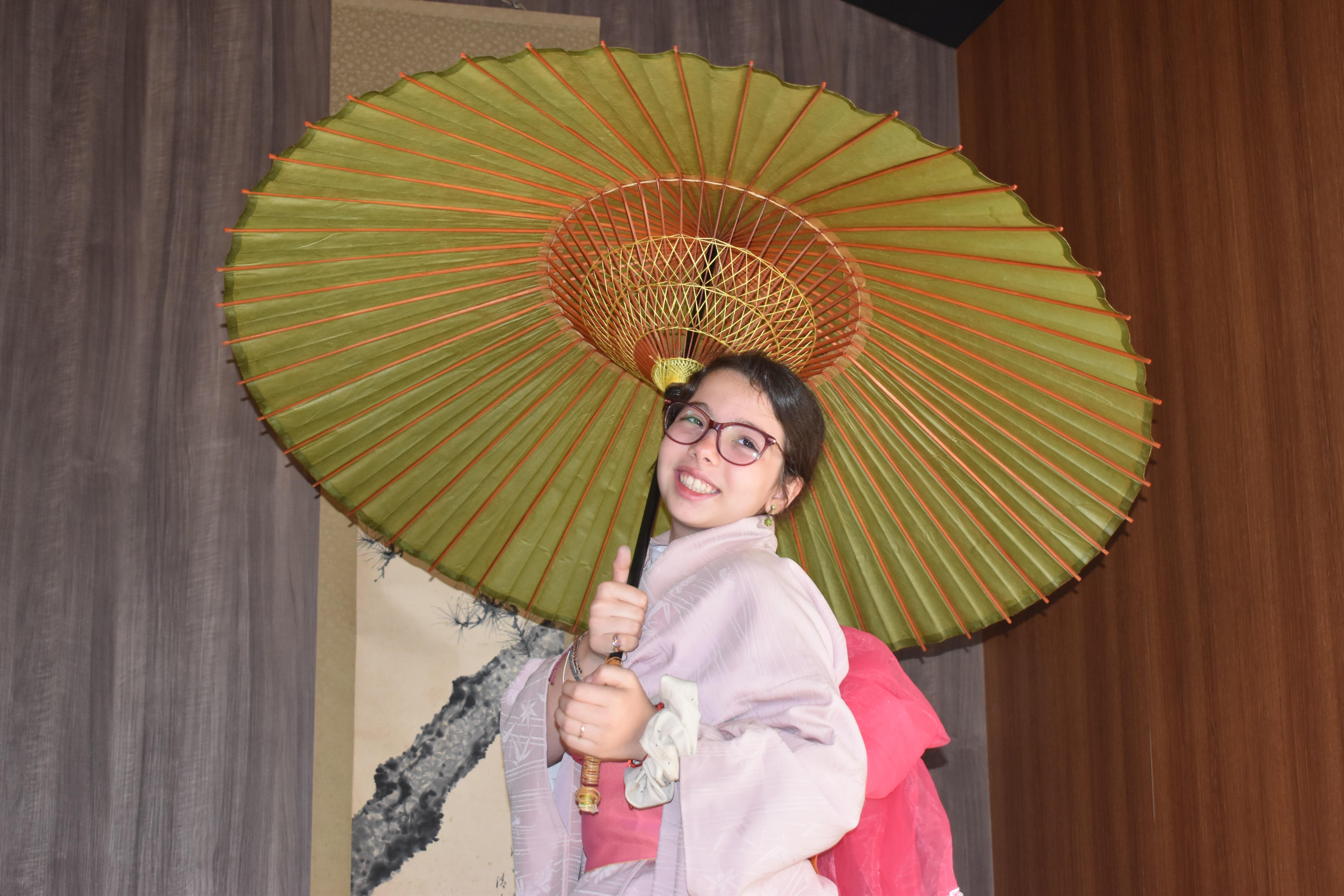Privat upplevelse i Machiya i Kyoto: Tebjudning, kalligrafi & kimono