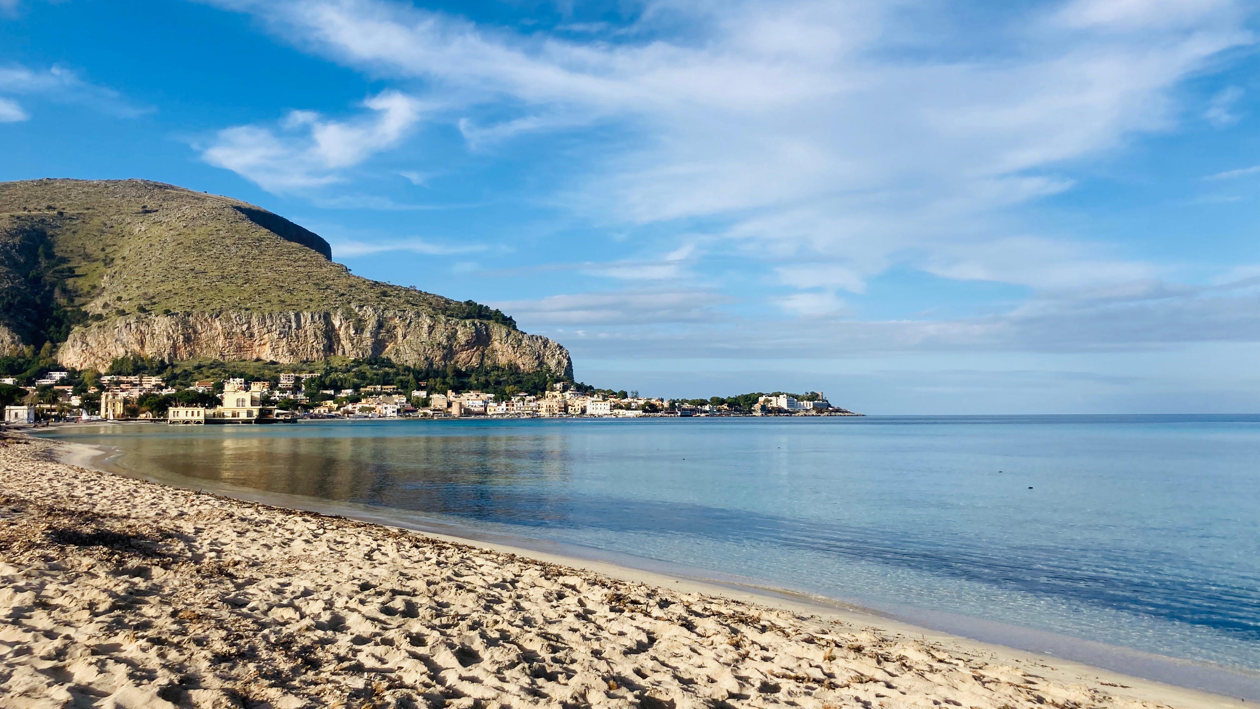 Palermo Discovery: Monreale, Catacombs & Mondello Beach with Food Tasting