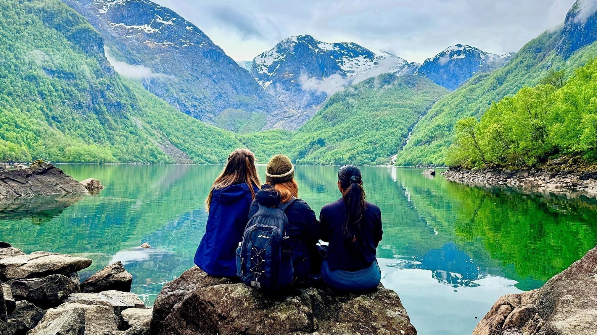 Bondhus Glacier Lake & Folgefonna National Park Day Trip from Bergen