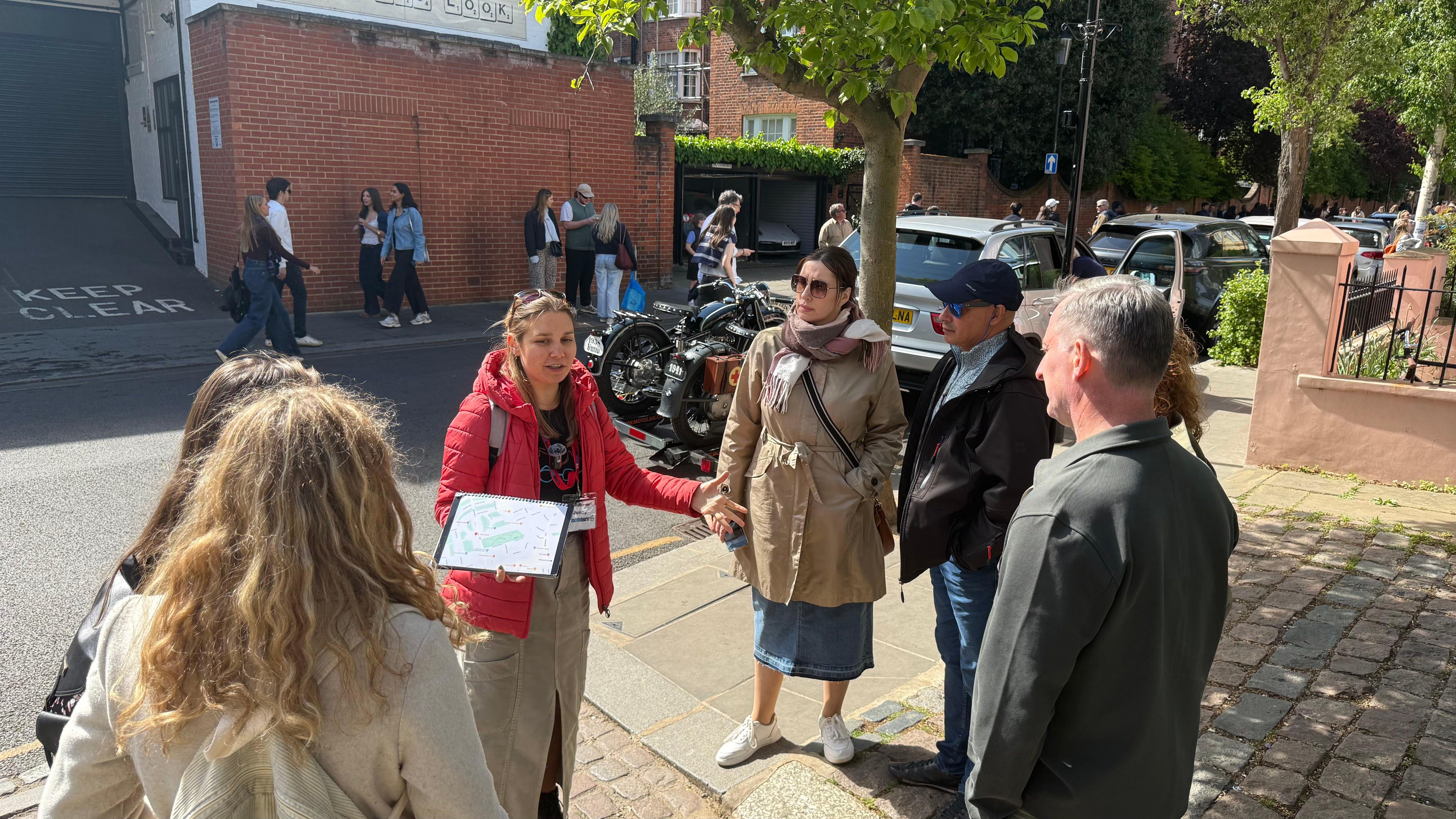 Notting Hill Walking Tour with Local Guide