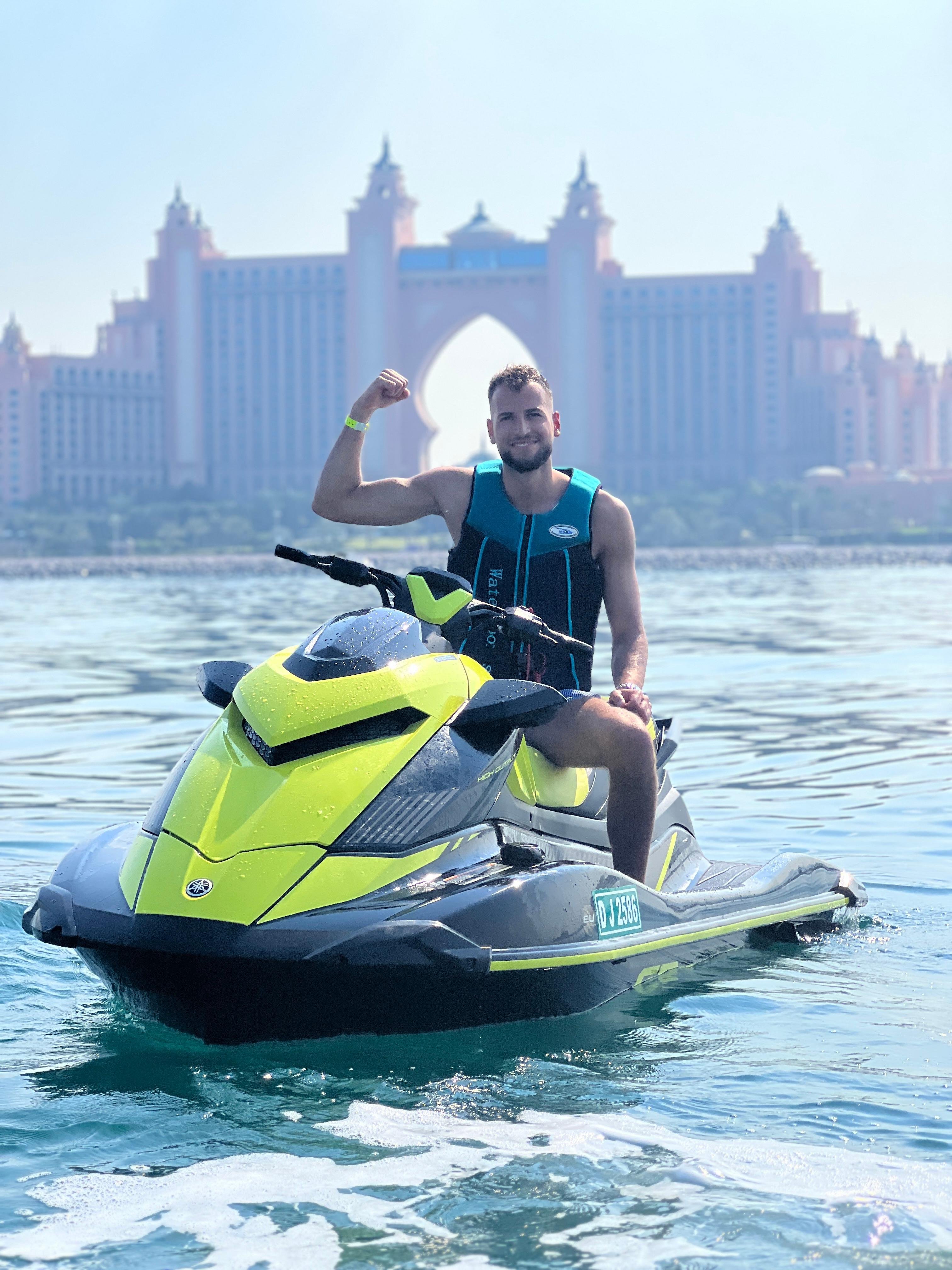 Palm Jumeirah Jet Ski Adventure – 1.5-Hour Guided Tour