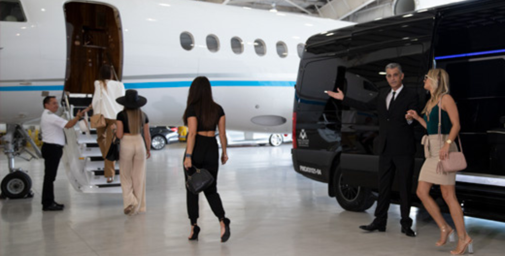 Sydney Private Airport Transfer to/from CBD Hotels