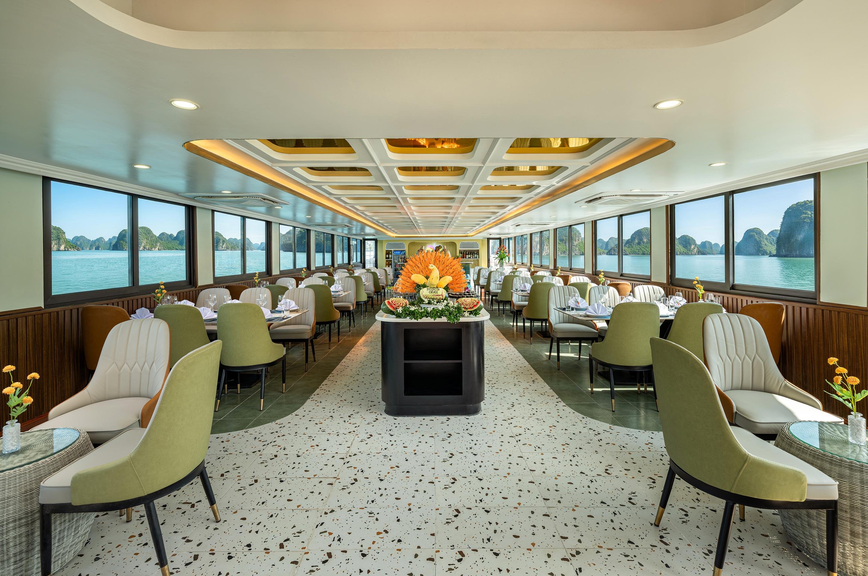 Ha Long to Lan Ha Bay Full-Day Cruise from Hanoi