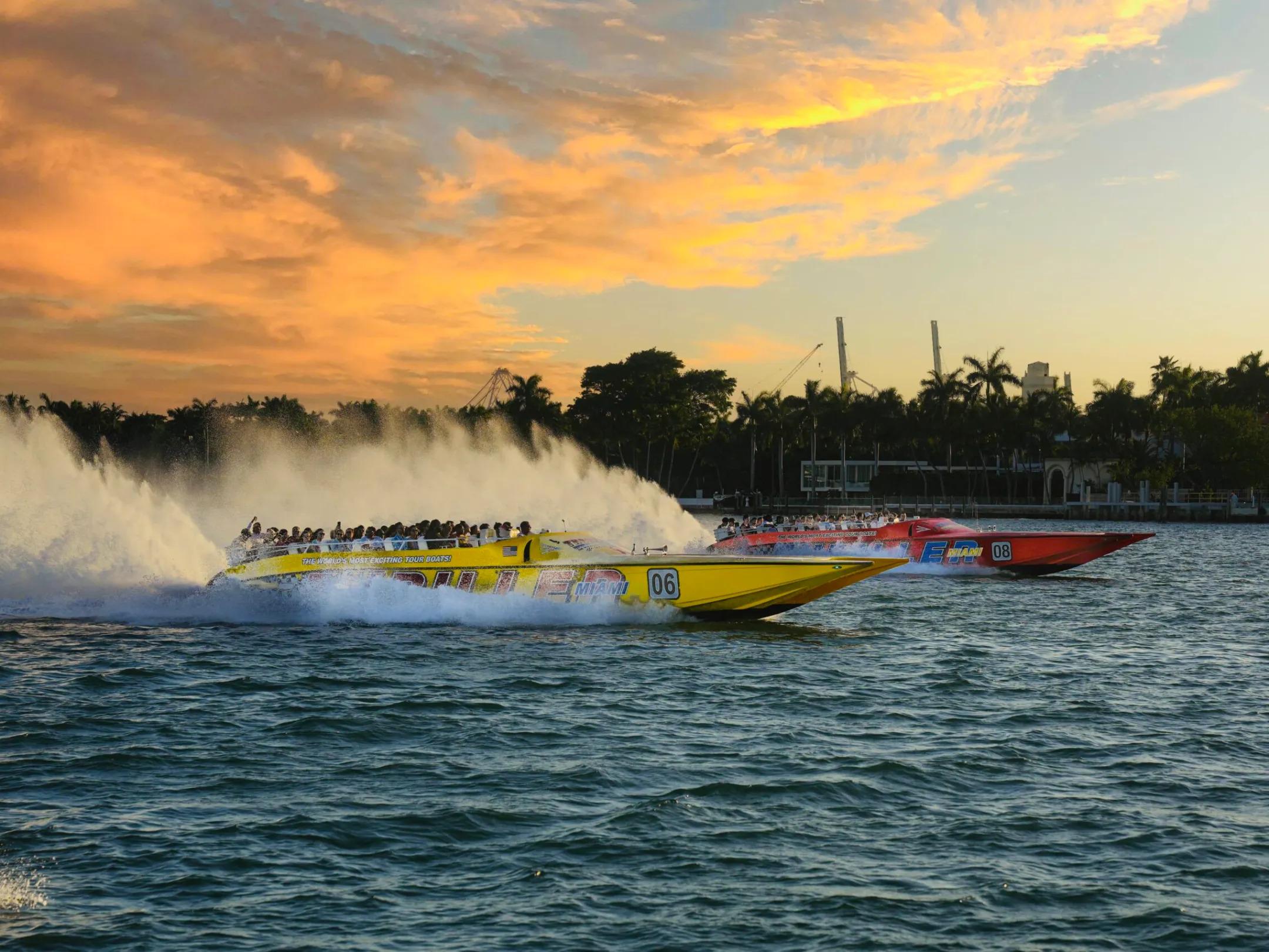 Biscayne Bay Speedboat Adventure with Celebrity Homes Tour