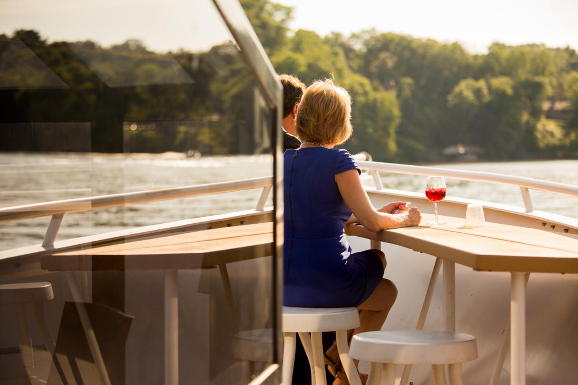 Tennessee River Afternoon Yacht Cruise