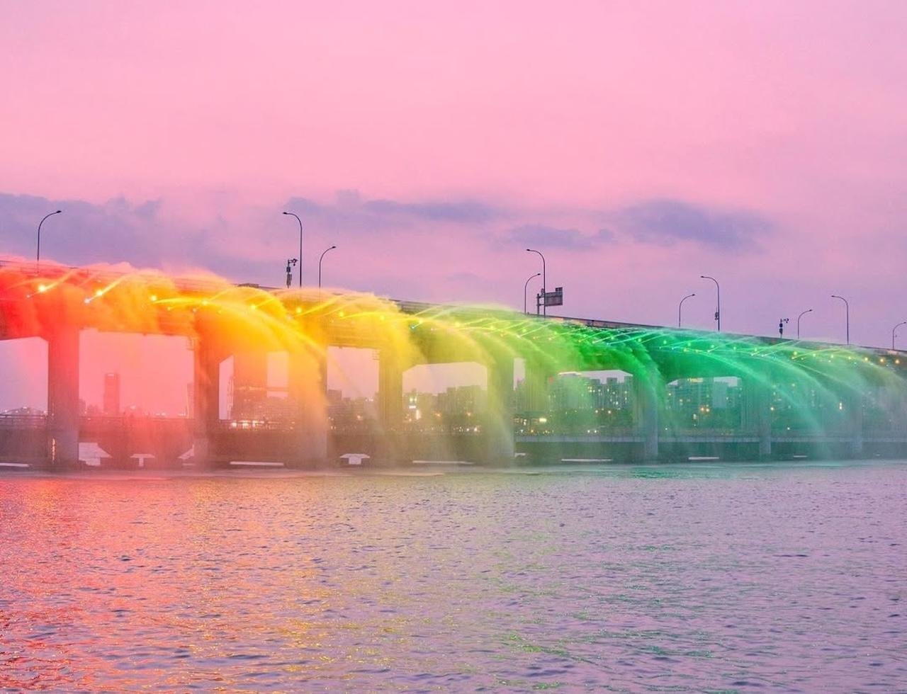 Han River Night Bike & Picnic with Rainbow Fountain