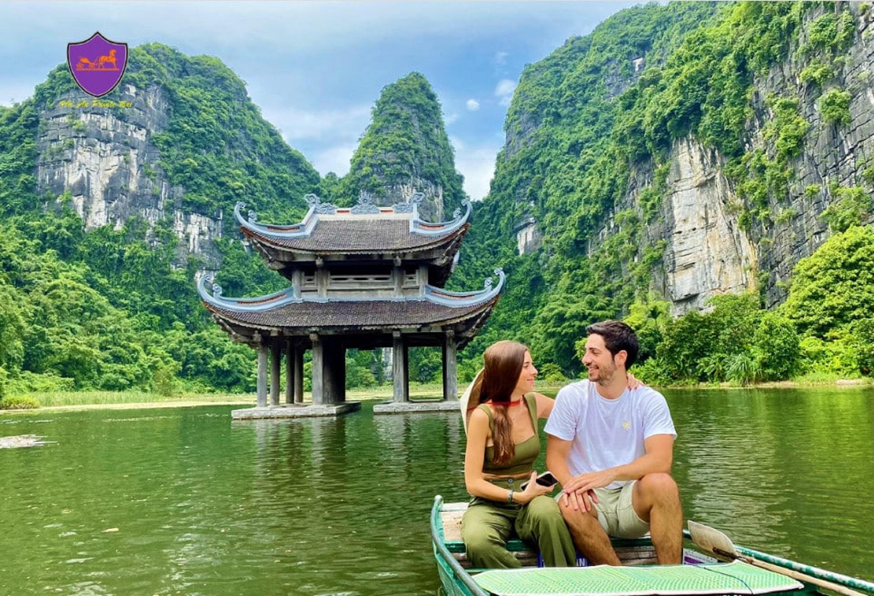 Ninh Binh Full-Day Tour: Hoa Lu, Bai Dinh, Trang An & Mua Cave