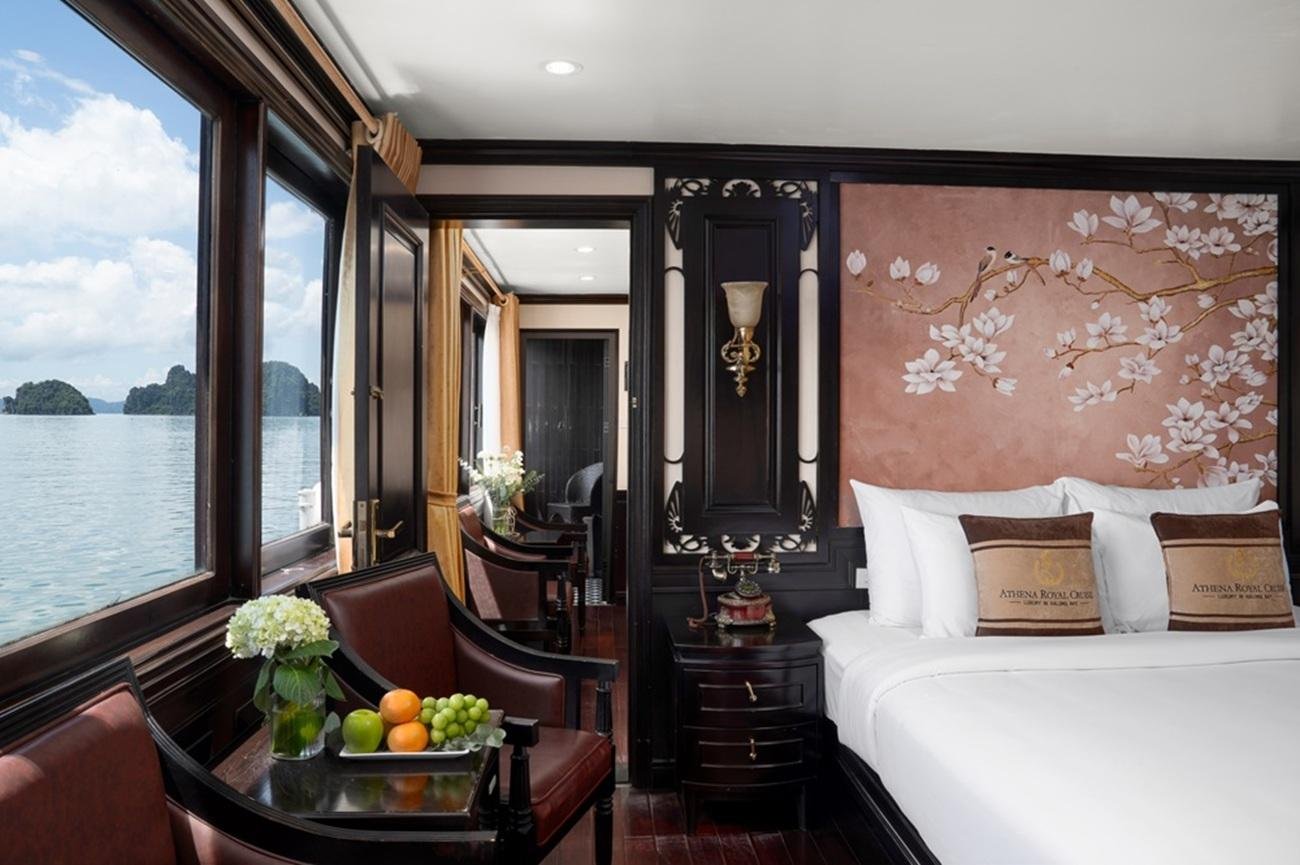 2-Day Halong & Bai Tu Long Bay 5-Star Cruise from Hanoi