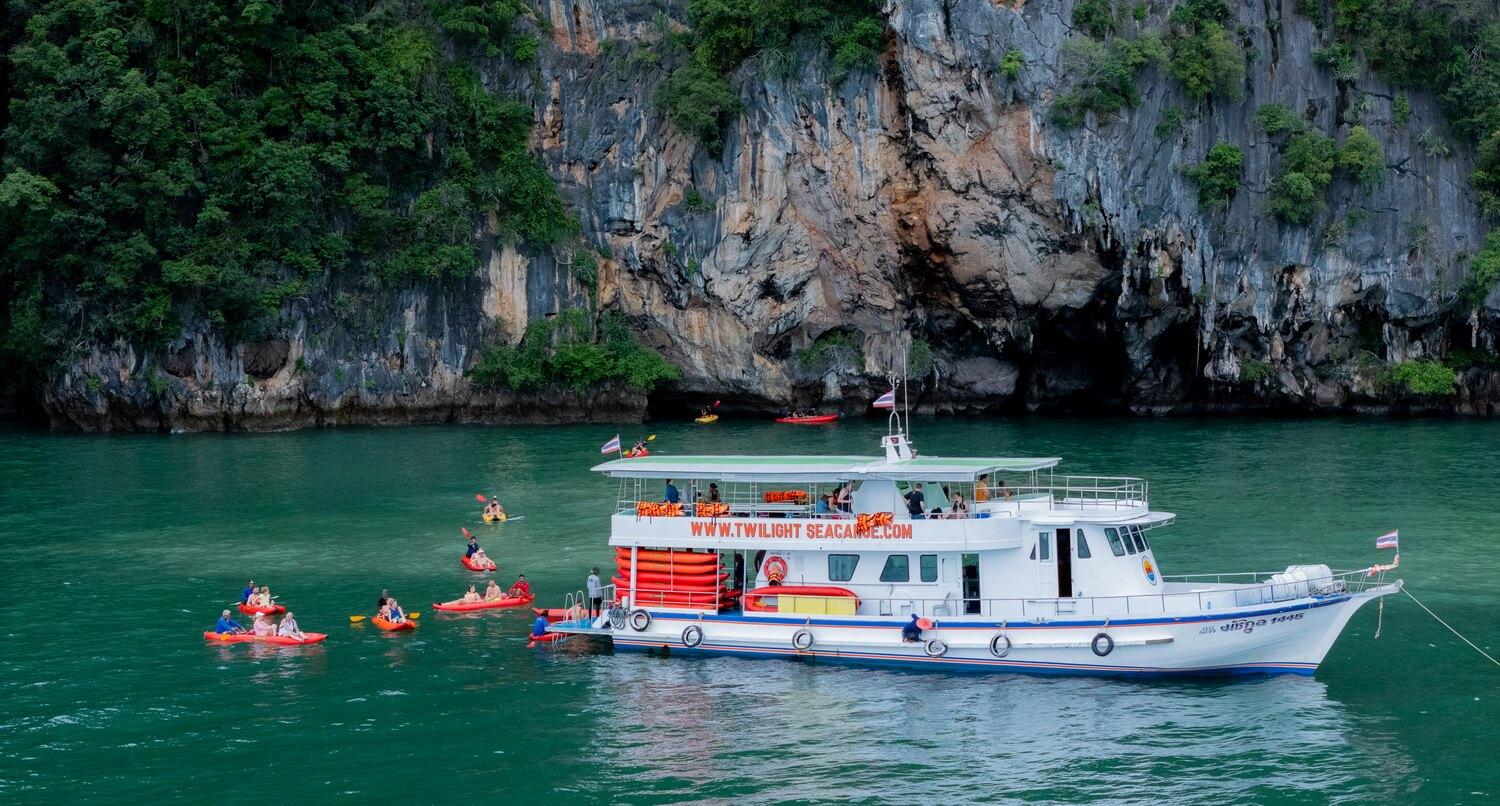 Khao Lak: Twilight Sea Canoe & Bioluminescent Plankton Night Tour