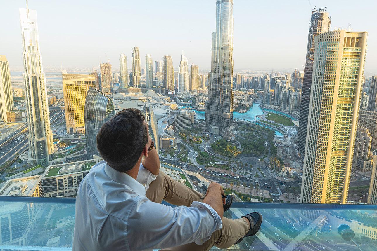 Burj Khalifa Levels 124 & 125 and Sky Views Observatory Combo Admission