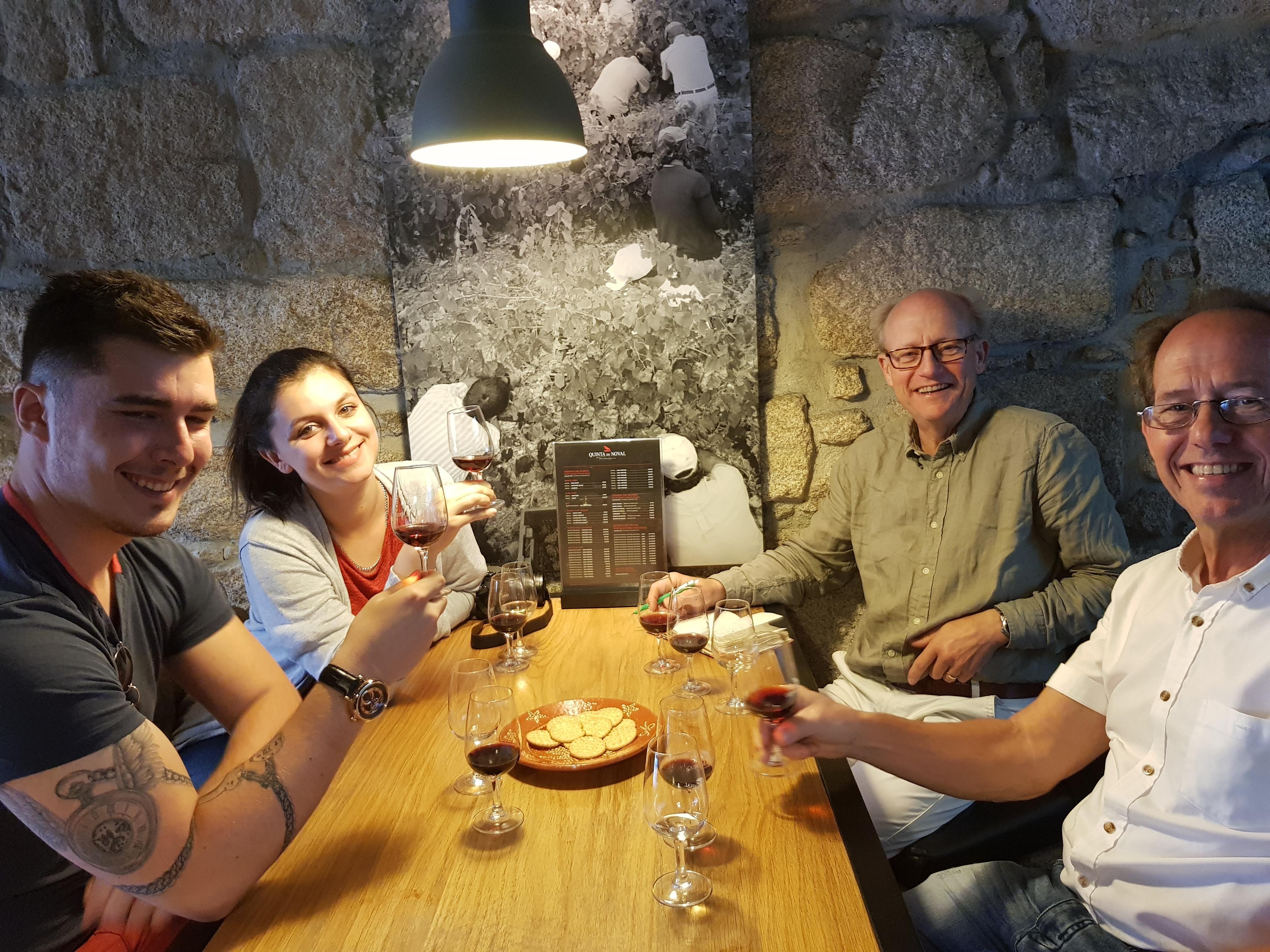 Porto Wine Walk: 9 Tastings in Vila Nova de Gaia