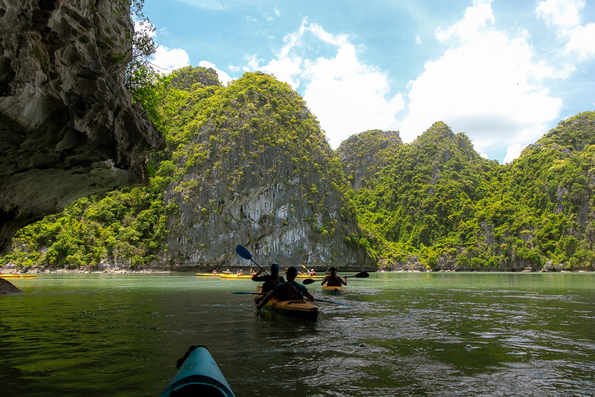 Cat Ba Island: Lan Ha & Ha Long Bay Cruise, Kayak & Snorkel