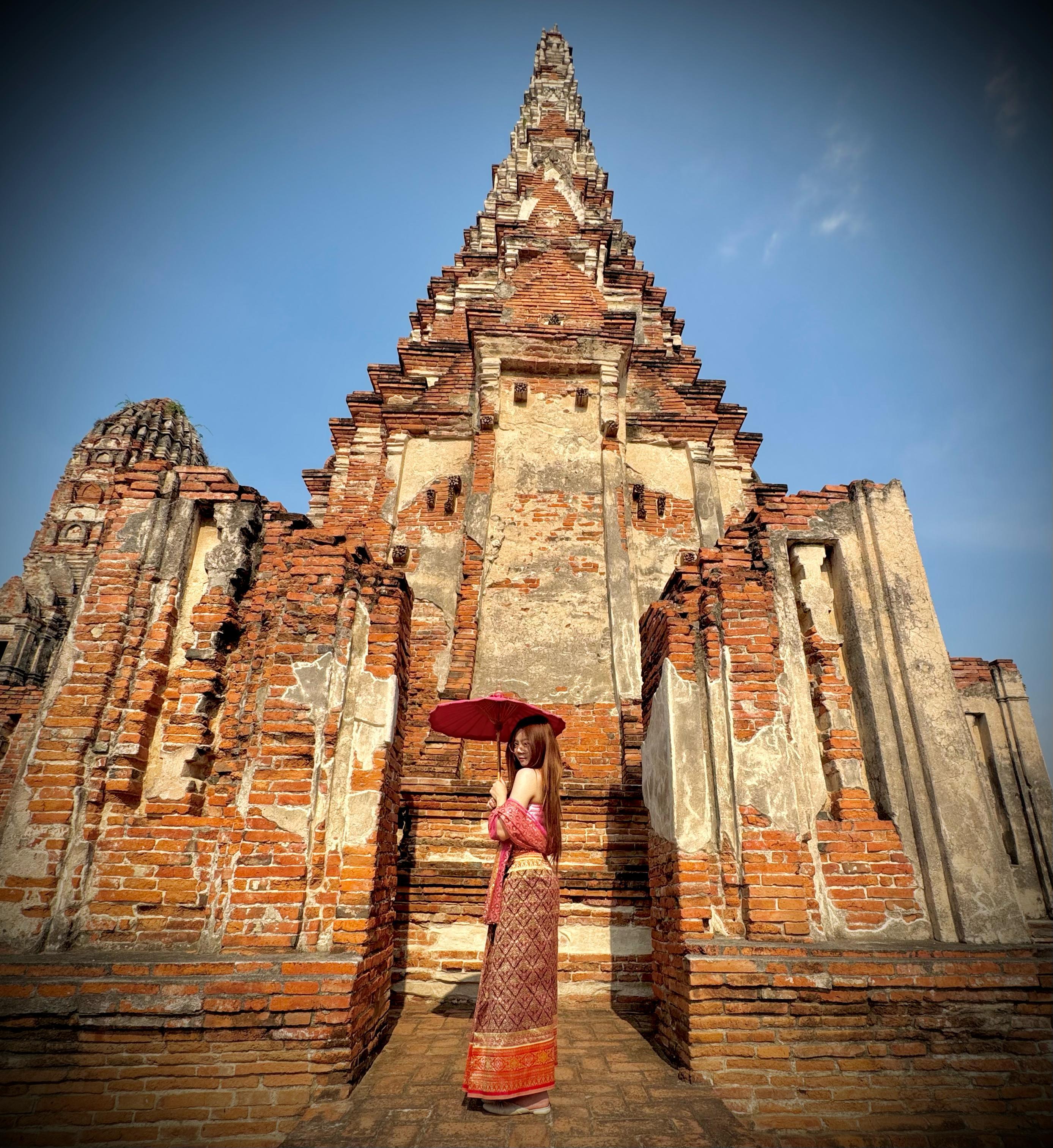 Bangkok to Ayutthaya Day Trip with Boat Ride & Temple Tickets