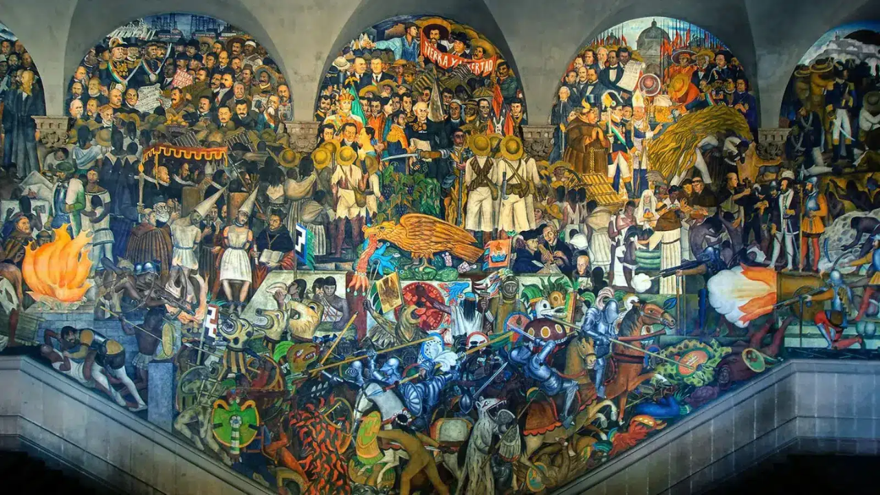 Historic Center Murals Walking Tour