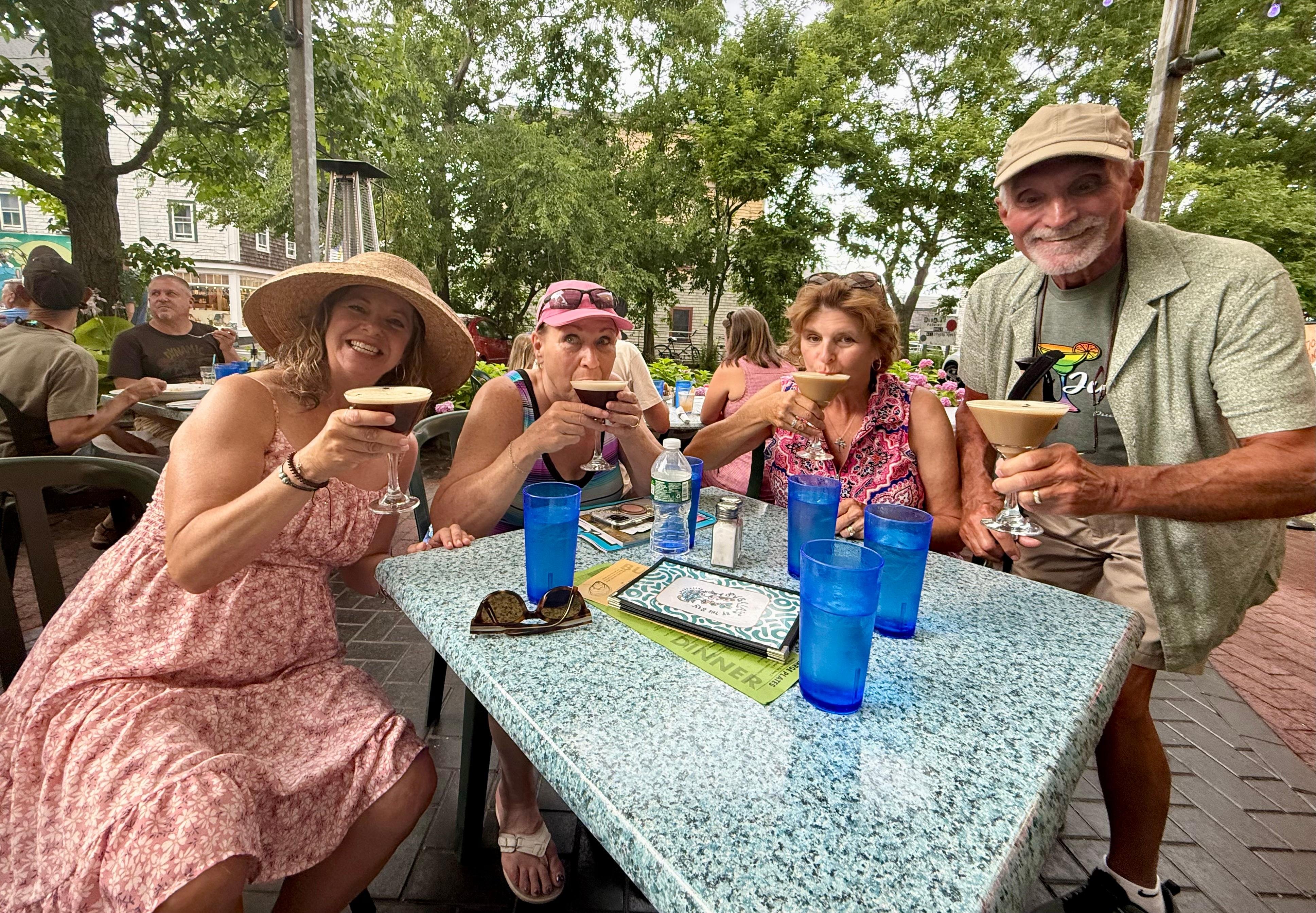 Martinis & Mingle Cocktail Walking Tour