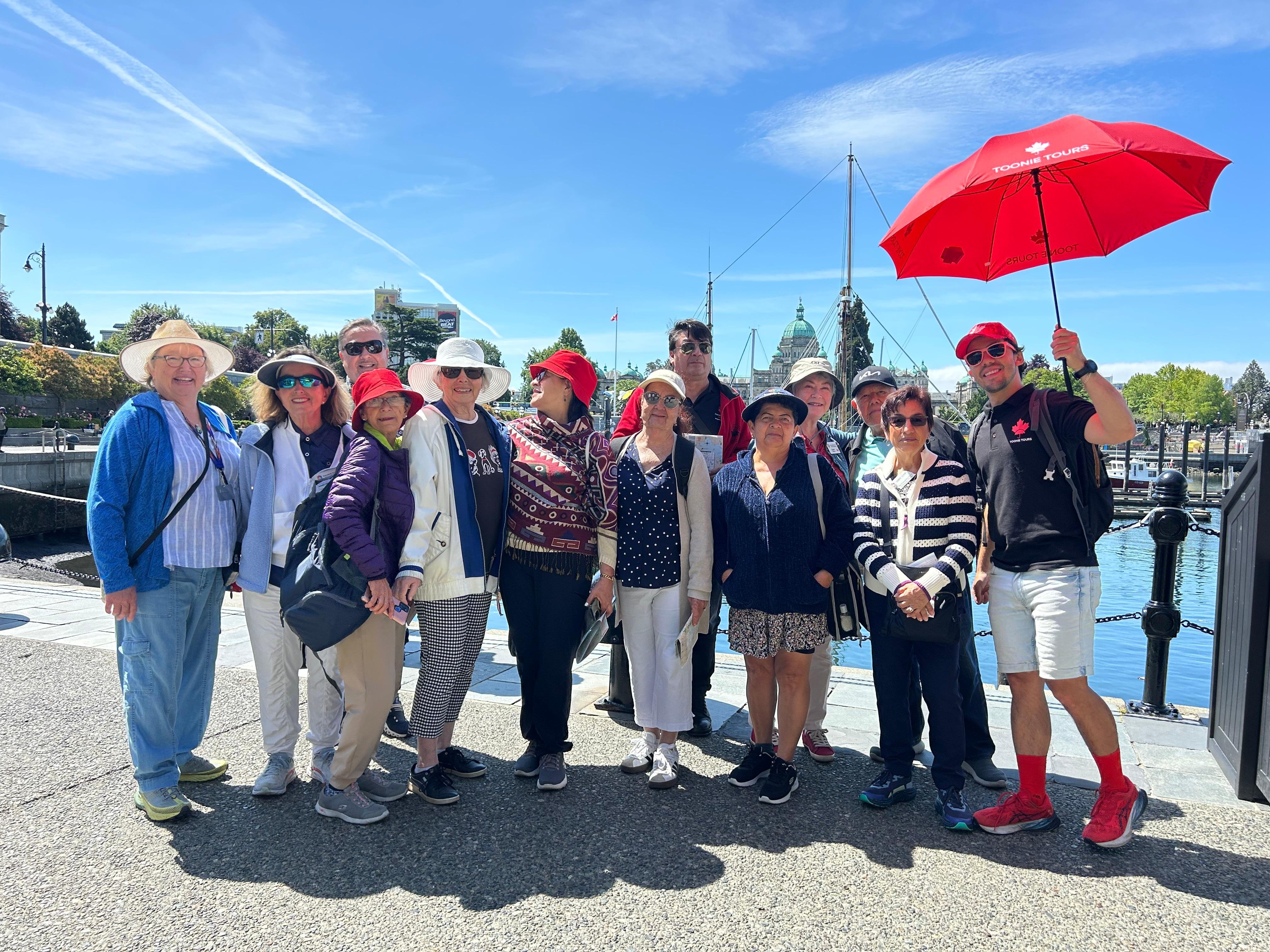 Victoria Private Highlights Walking Tour