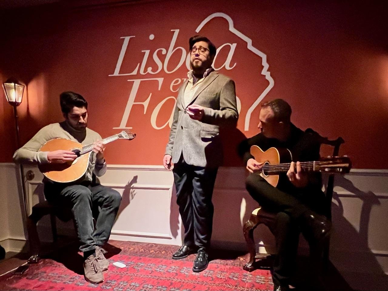 Lisbon: Live Fado & Port Wine at Lisboa em Fado