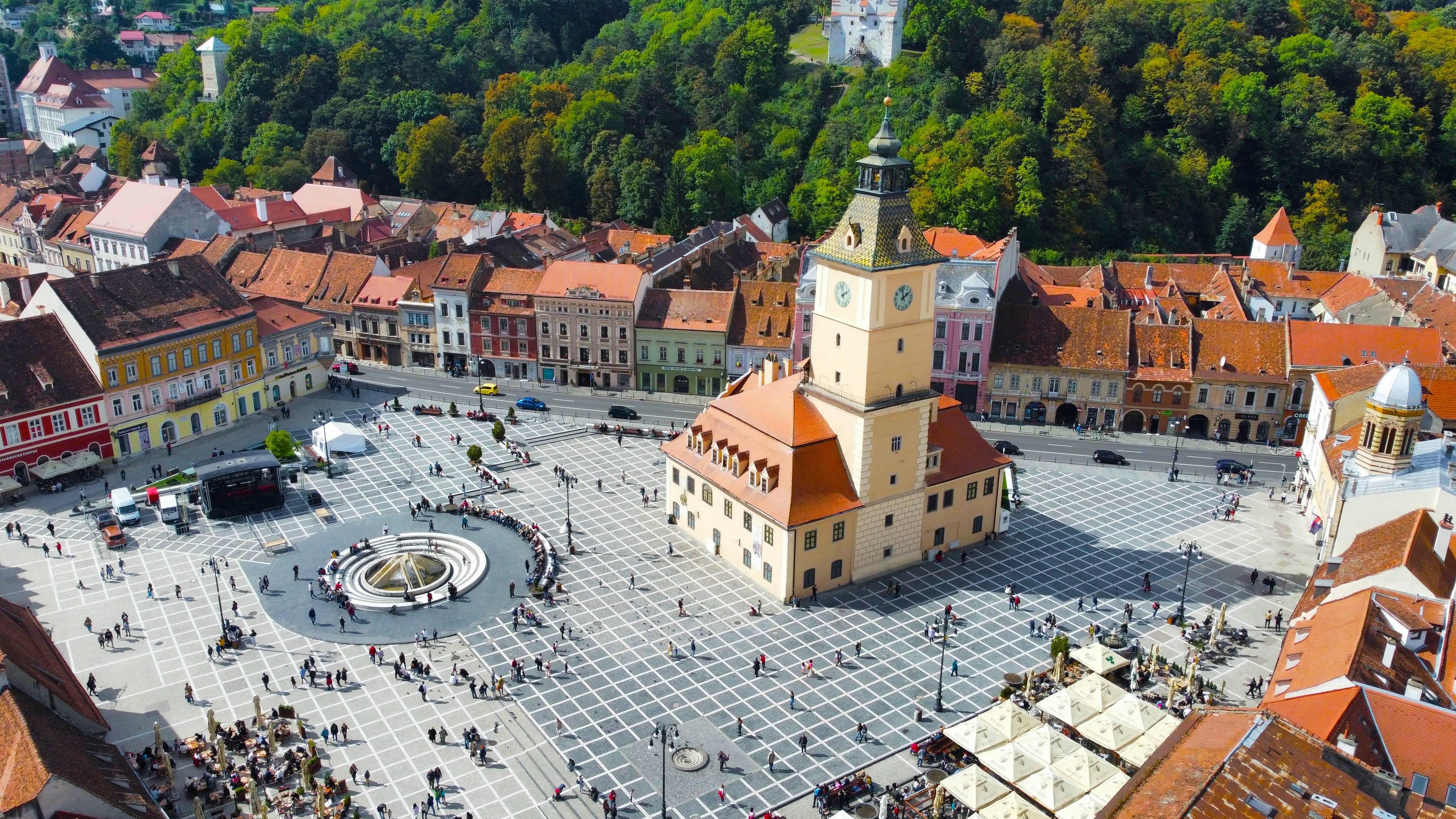 Transylvania Highlights: Bran Castle, Bear Sanctuary & Brasov