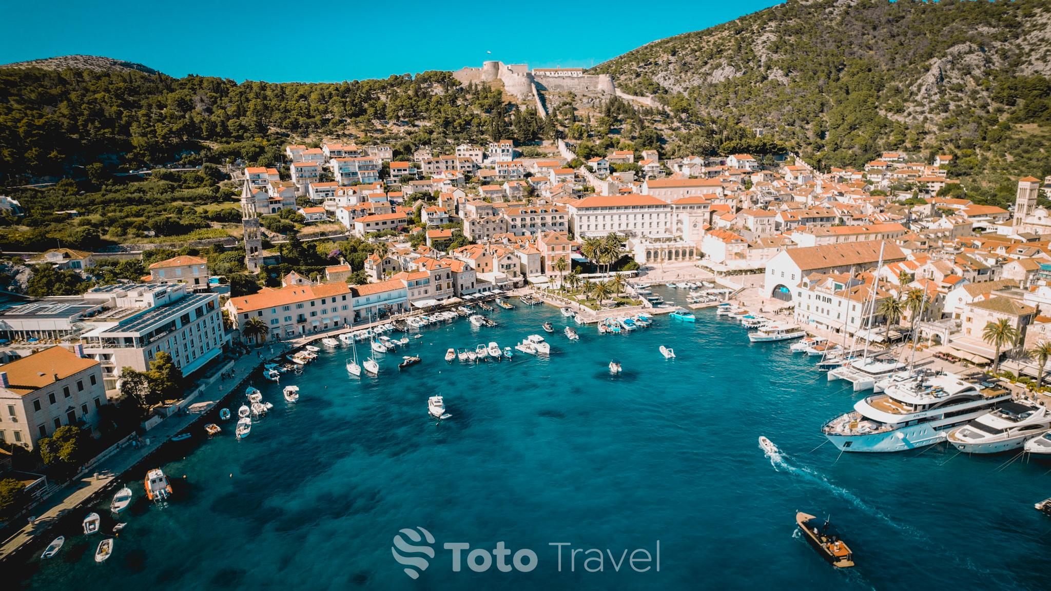 Split: 5 Islands Speedboat Adventure & Blue Cave