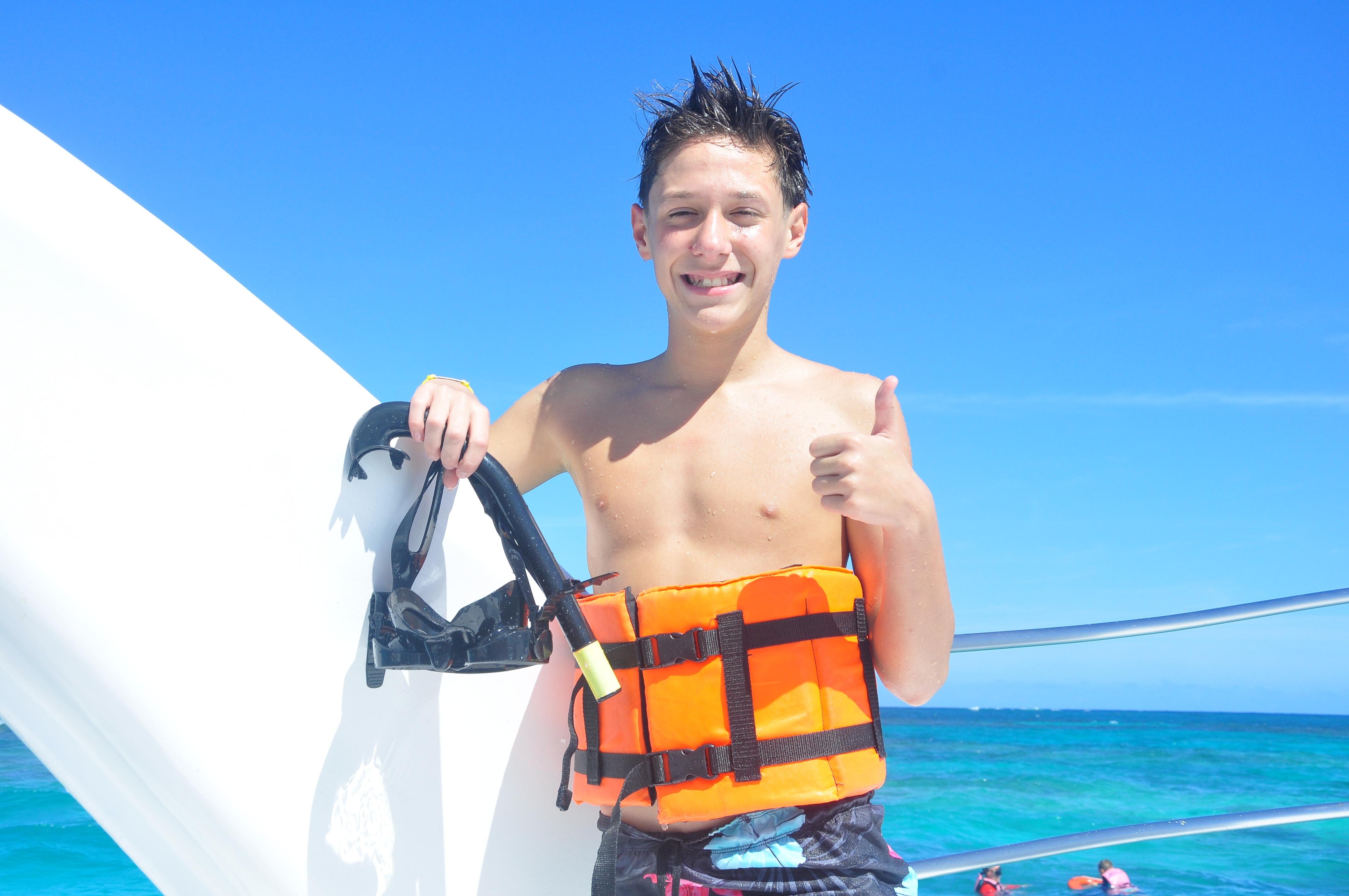 Punta Cana Catamaran & Reef Snorkel with Open Bar