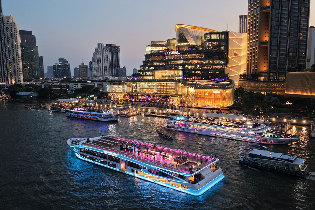Super Galaxy Chao Phraya Night Dinner Cruise