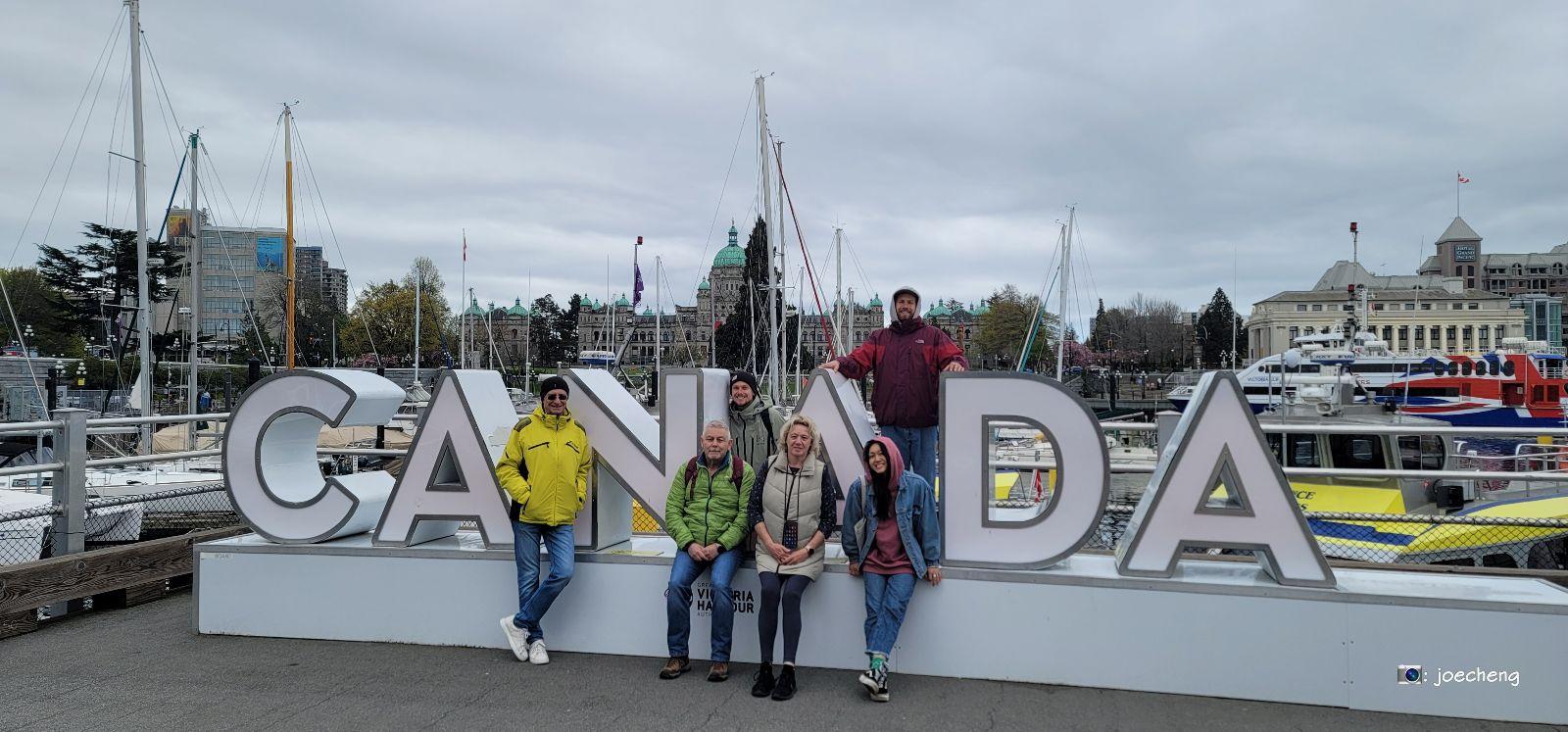 Victoria Private Highlights Walking Tour