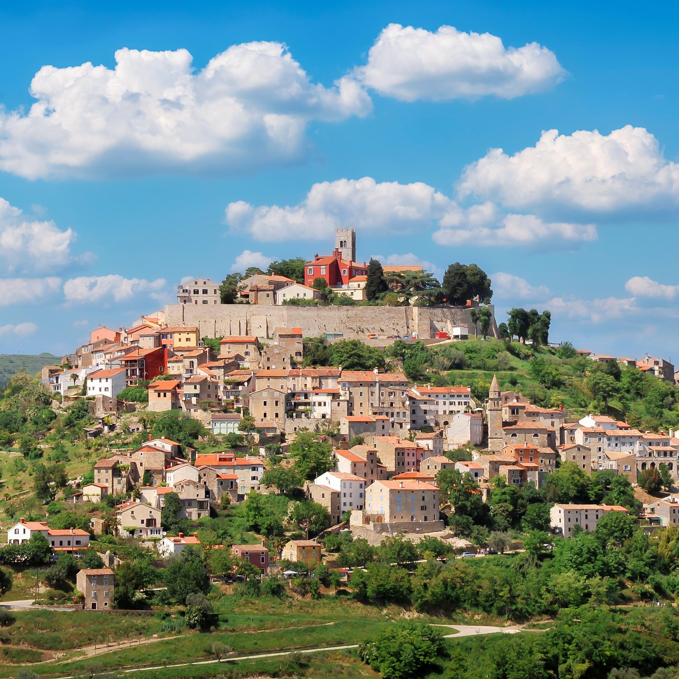 Istrian Highlights: Poreč, Grožnjan & Motovun Day Trip