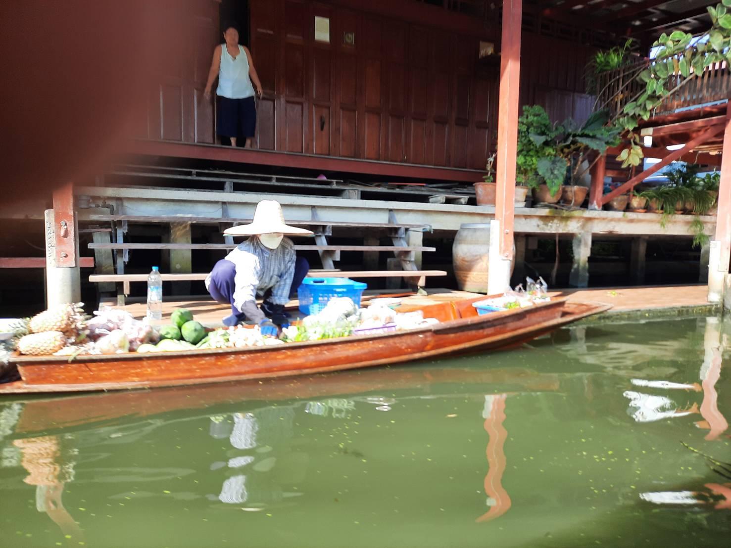 Maeklong Railway & Amphawa Floating Markets from Hua Hin