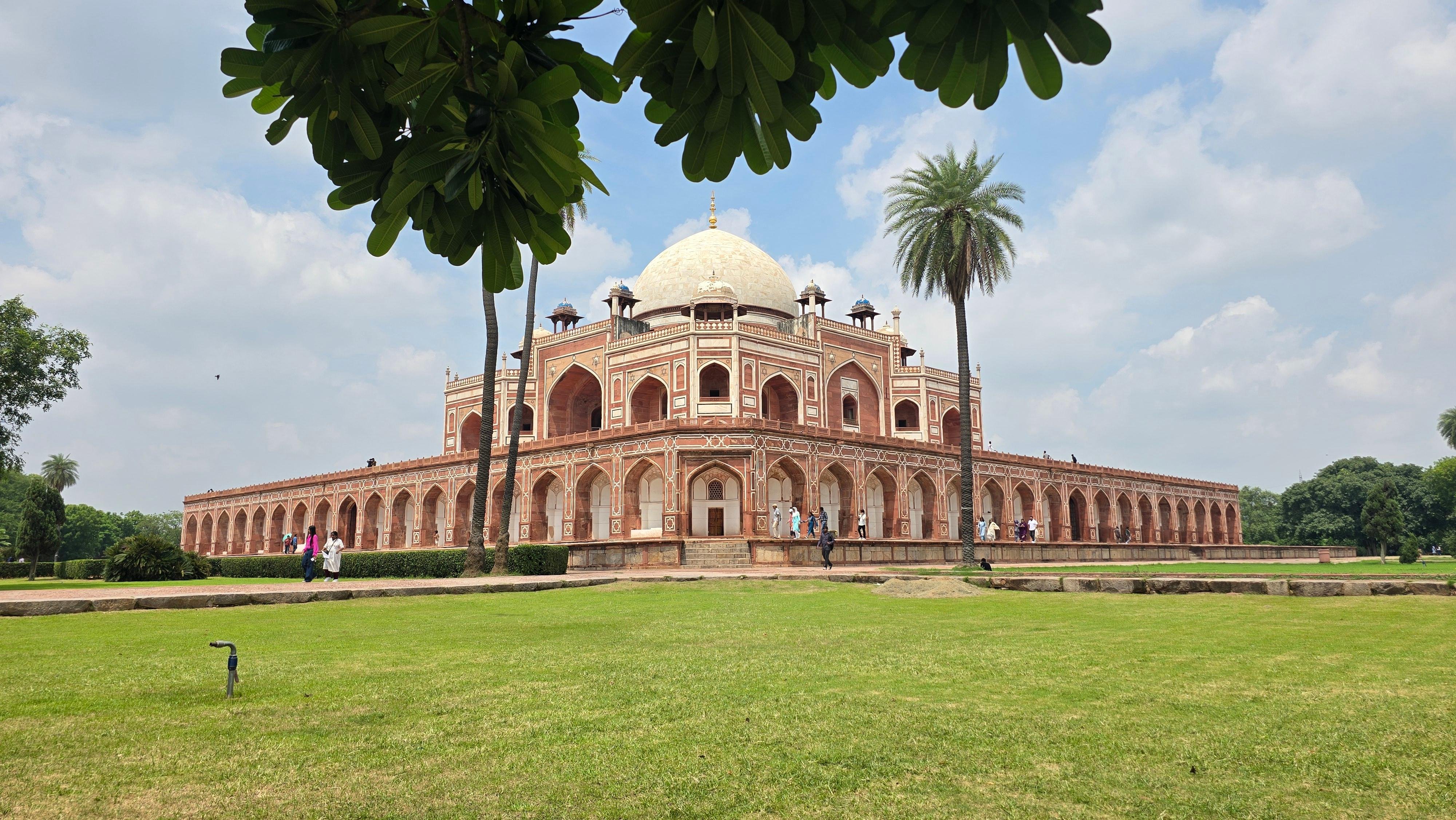 Customizable Delhi Airport Layover Private Tour