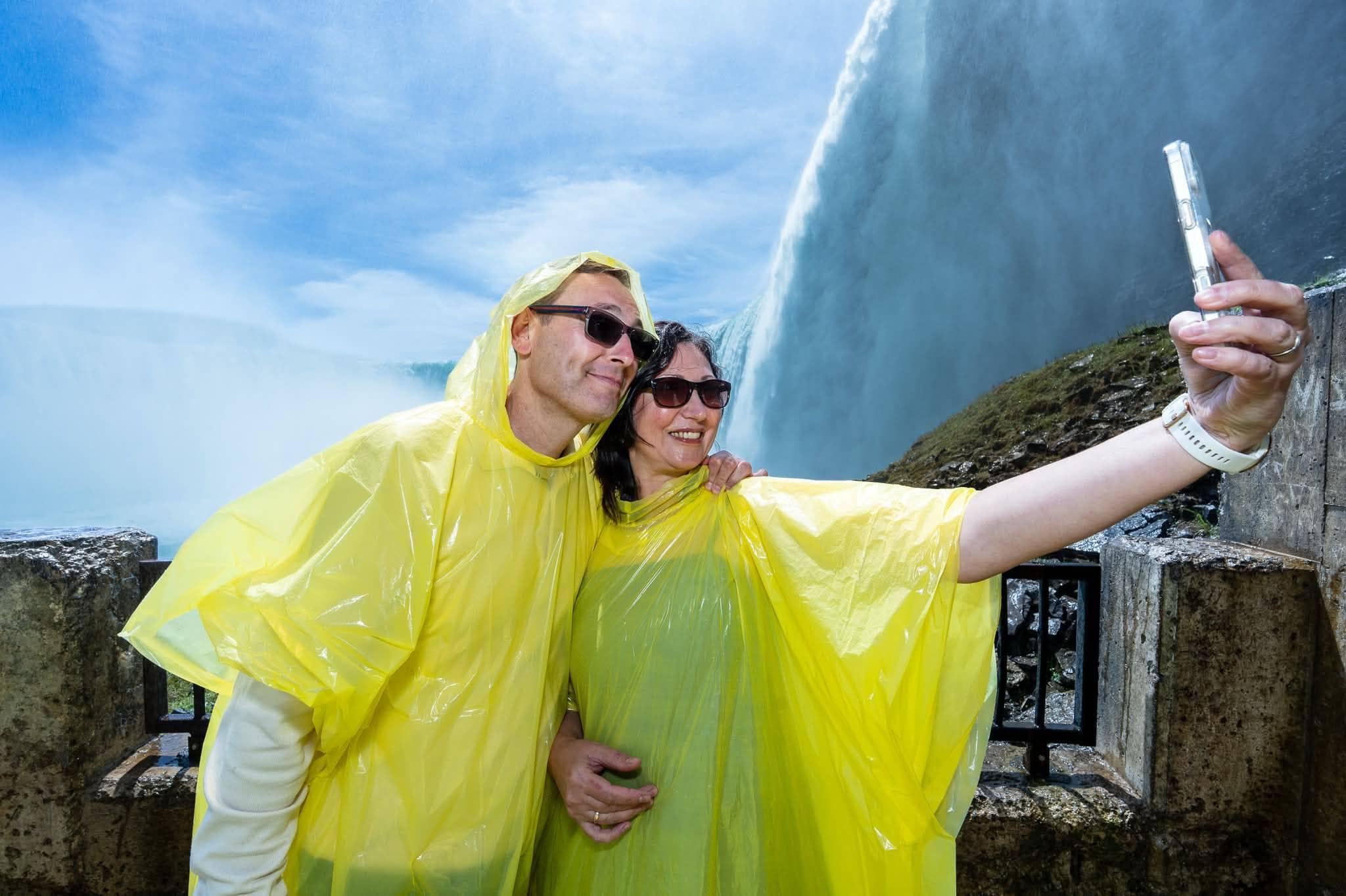 Niagara Falls Premium Small-Group Tour with Boat Cruise & Journey Behind the Falls