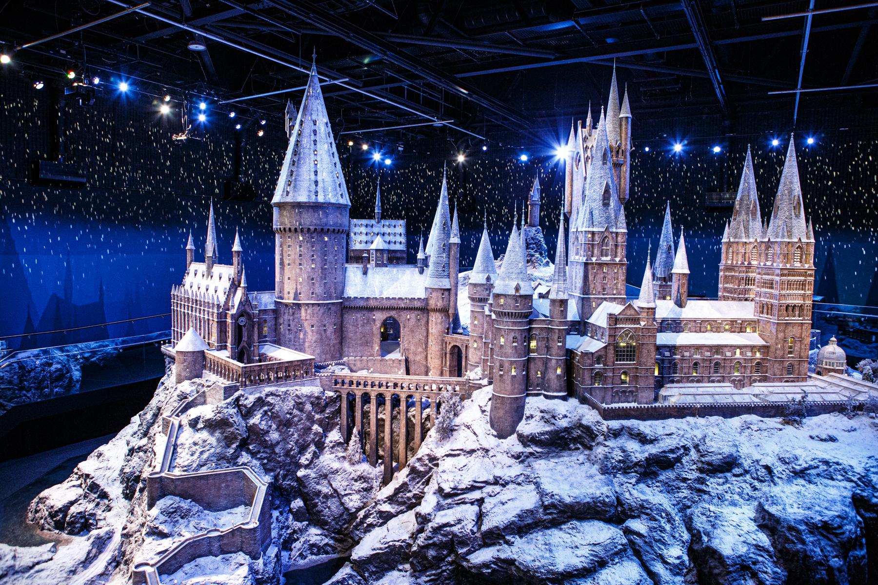 Warner Bros. Studio Tour with Thames River Cruise