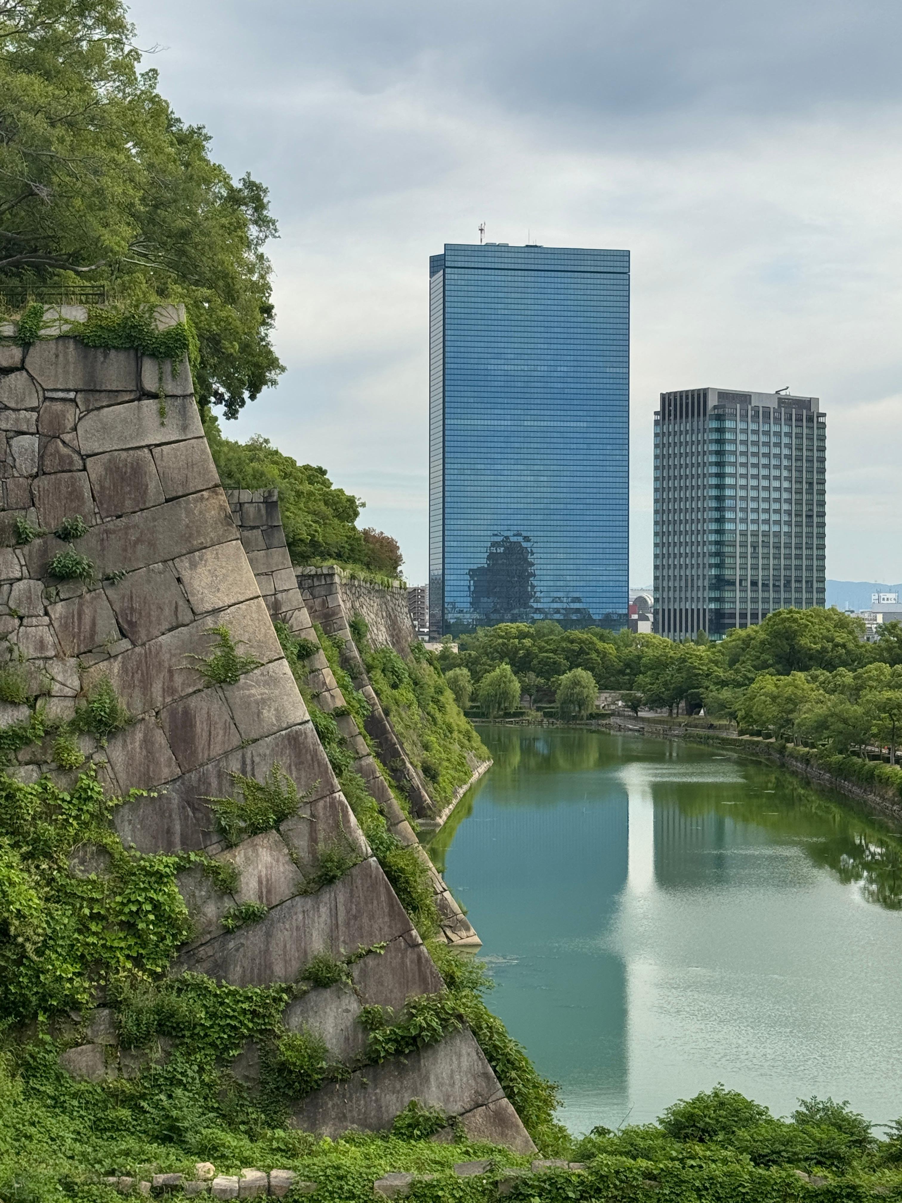 Osaka: Early Morning Osaka Castle Guided Tour, Avoid Crowds