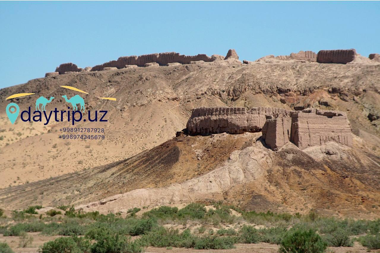 Fortalezas del desierto: Tour privado a Ayaz-Kala, Toprak-Kala y Kyzyl-Kala