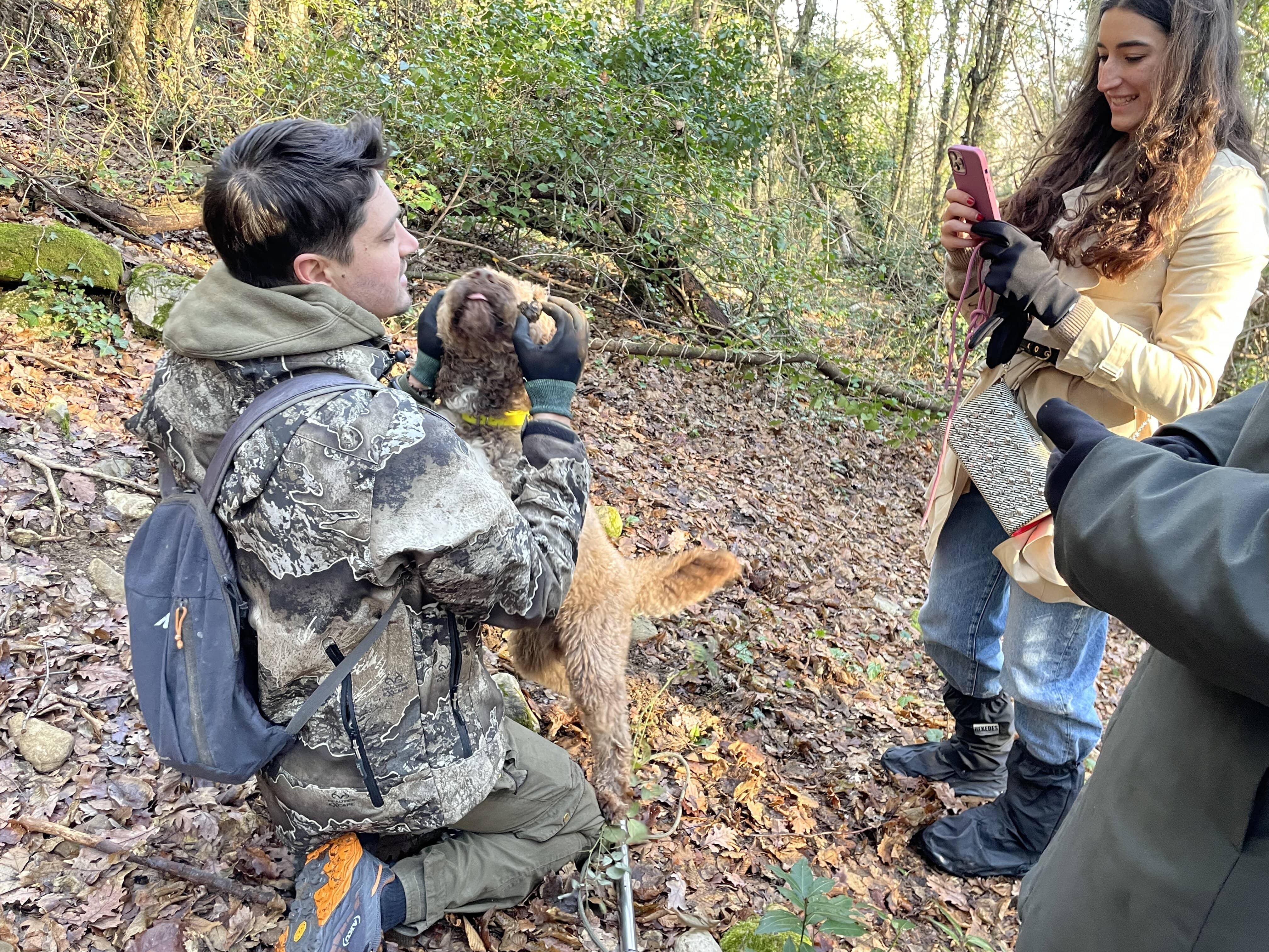 truffle hunting in Umbria — photo 3