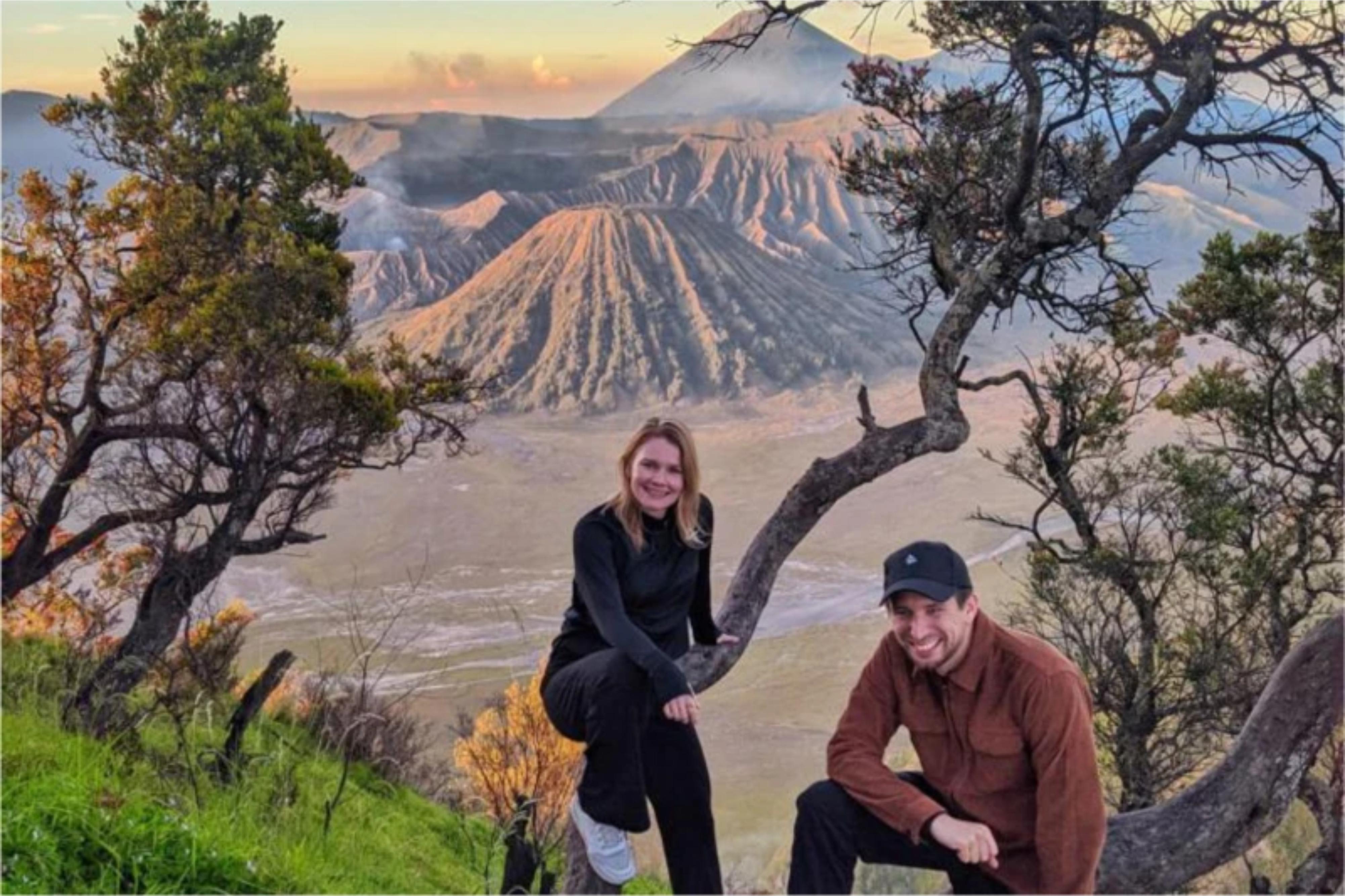Yogyakarta to Bali: Tumpak Sewu, Bromo & Ijen 4-Day Tour